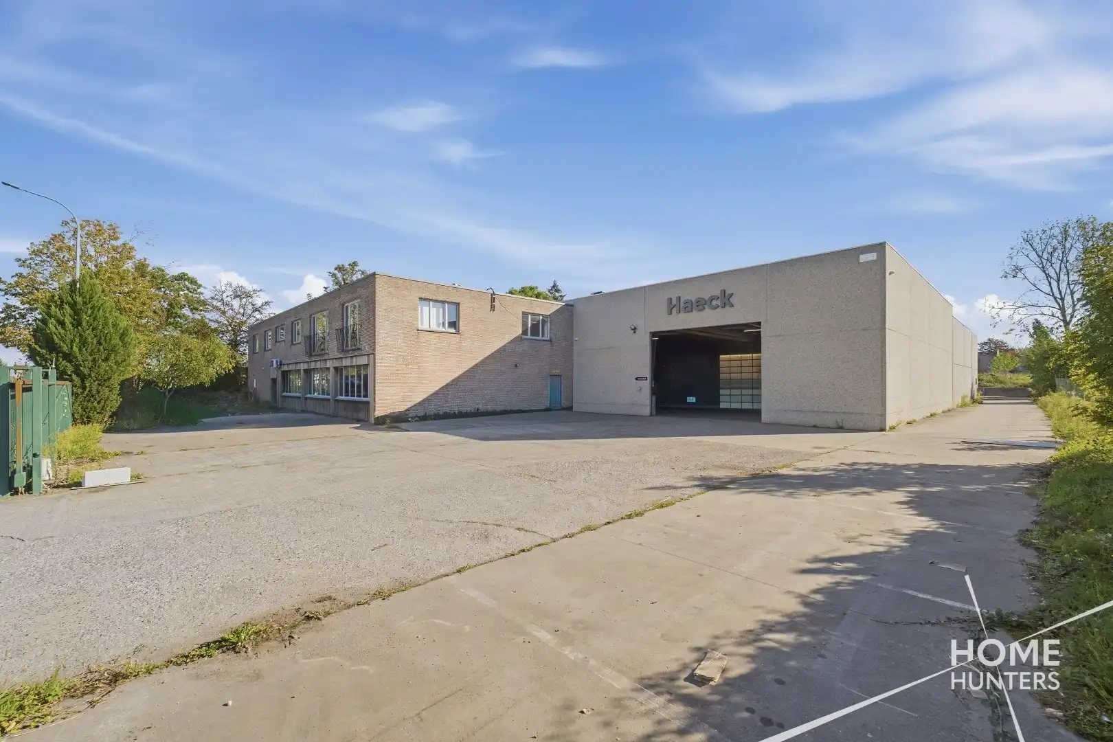 UITZONDERLIJK BEDRIJFSGEBOUW MET 2.268 M² LOODSRUIMTE EN 528 M² KANTOREN IN IEPER foto 46