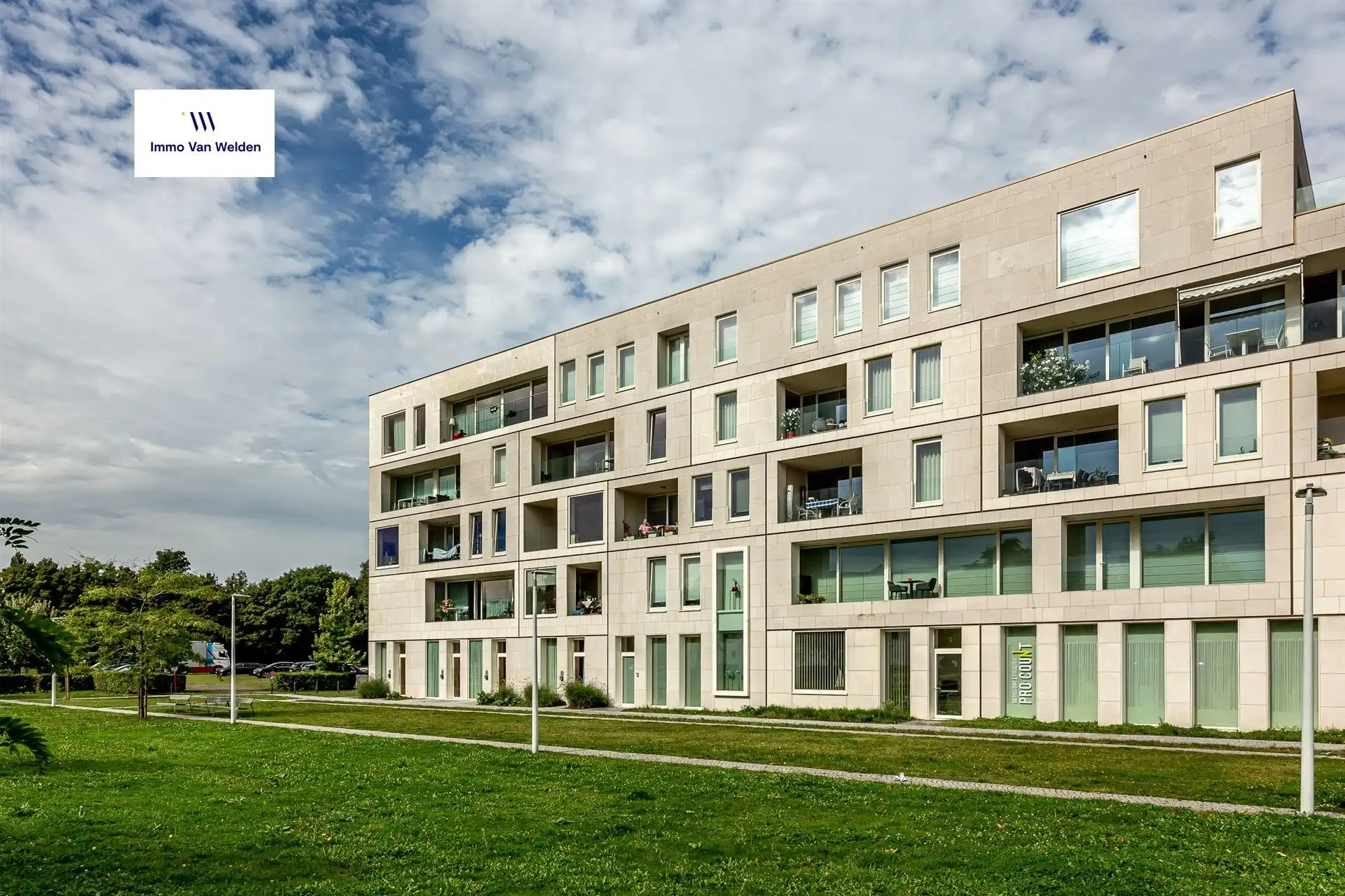 Uniek gelegen appartement met frontaal zicht op de Schelde foto 6