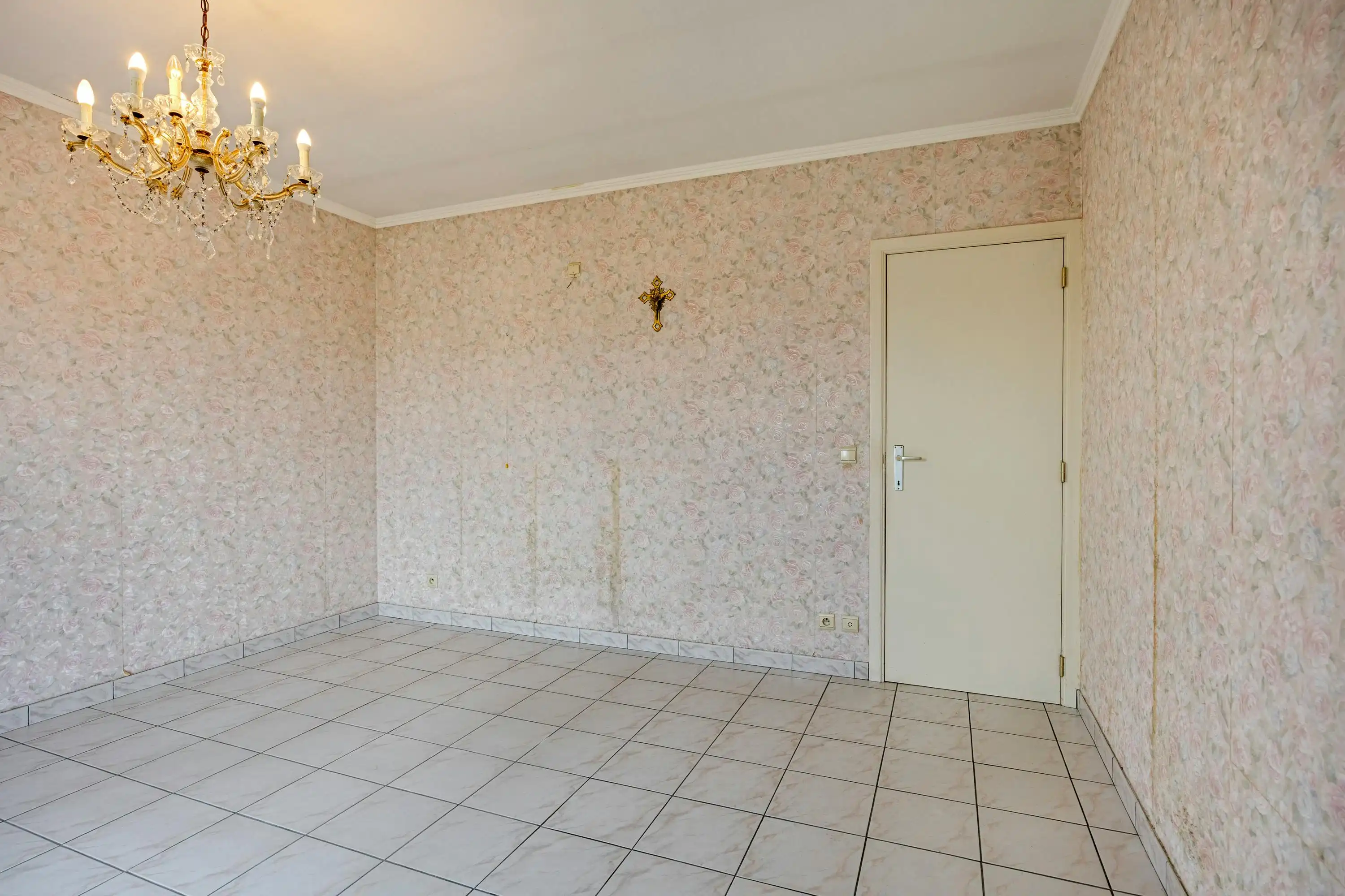 Charmante, op te frissen woning op een toplocatie in Aalter foto 8