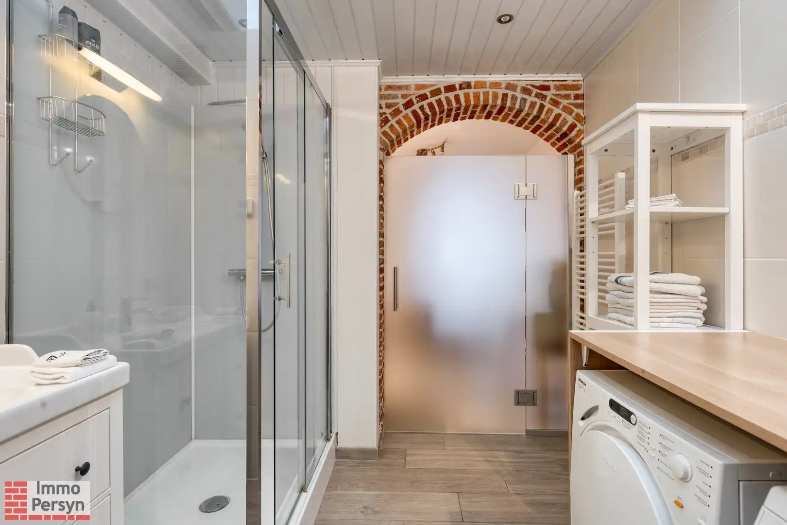 2 huizen te koop: 1 gerenoveerd + 1 te renoveren foto 7