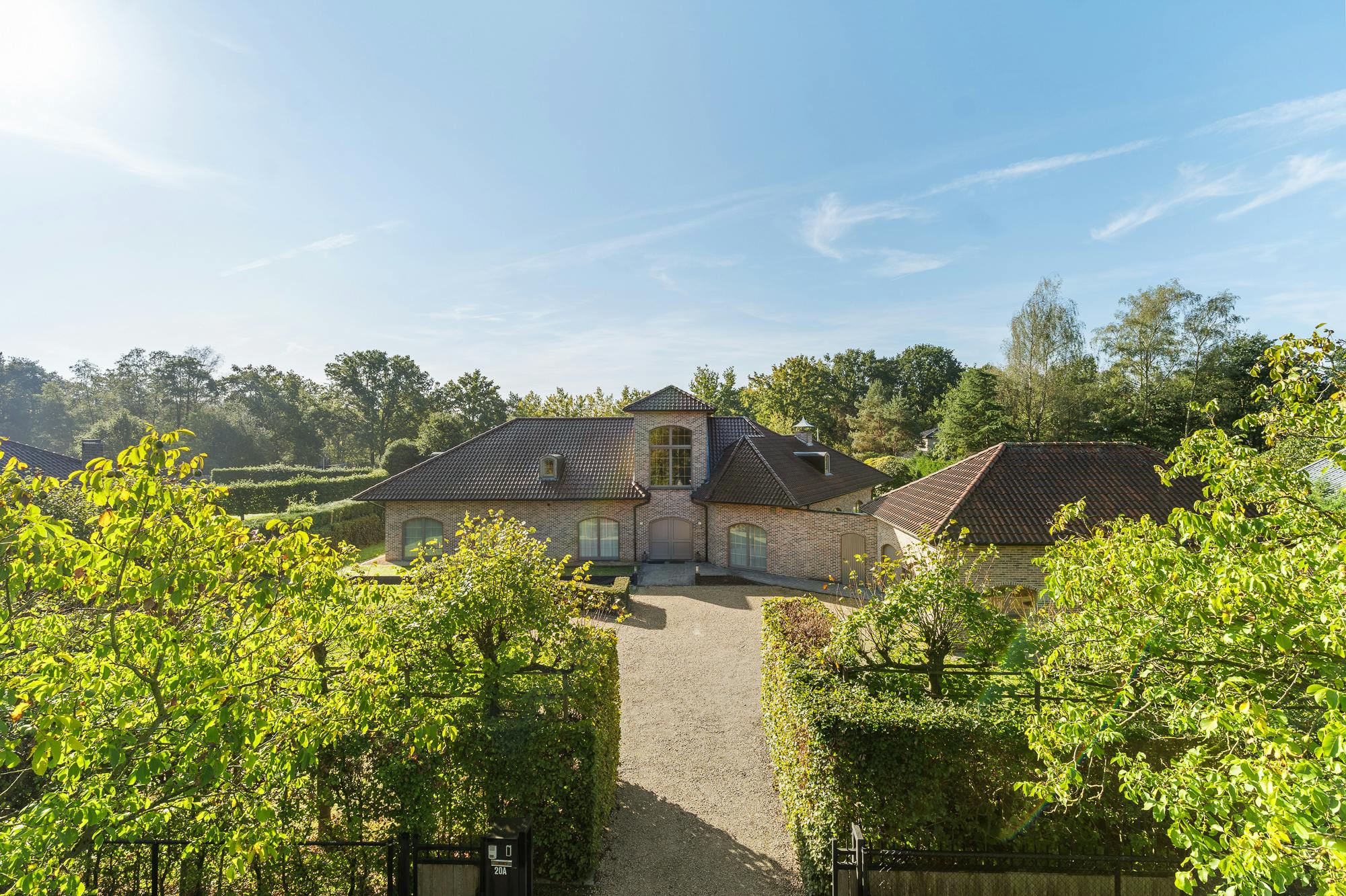 residentieel gelegen villa op 3490 m² te koop in Lichtaart foto 47