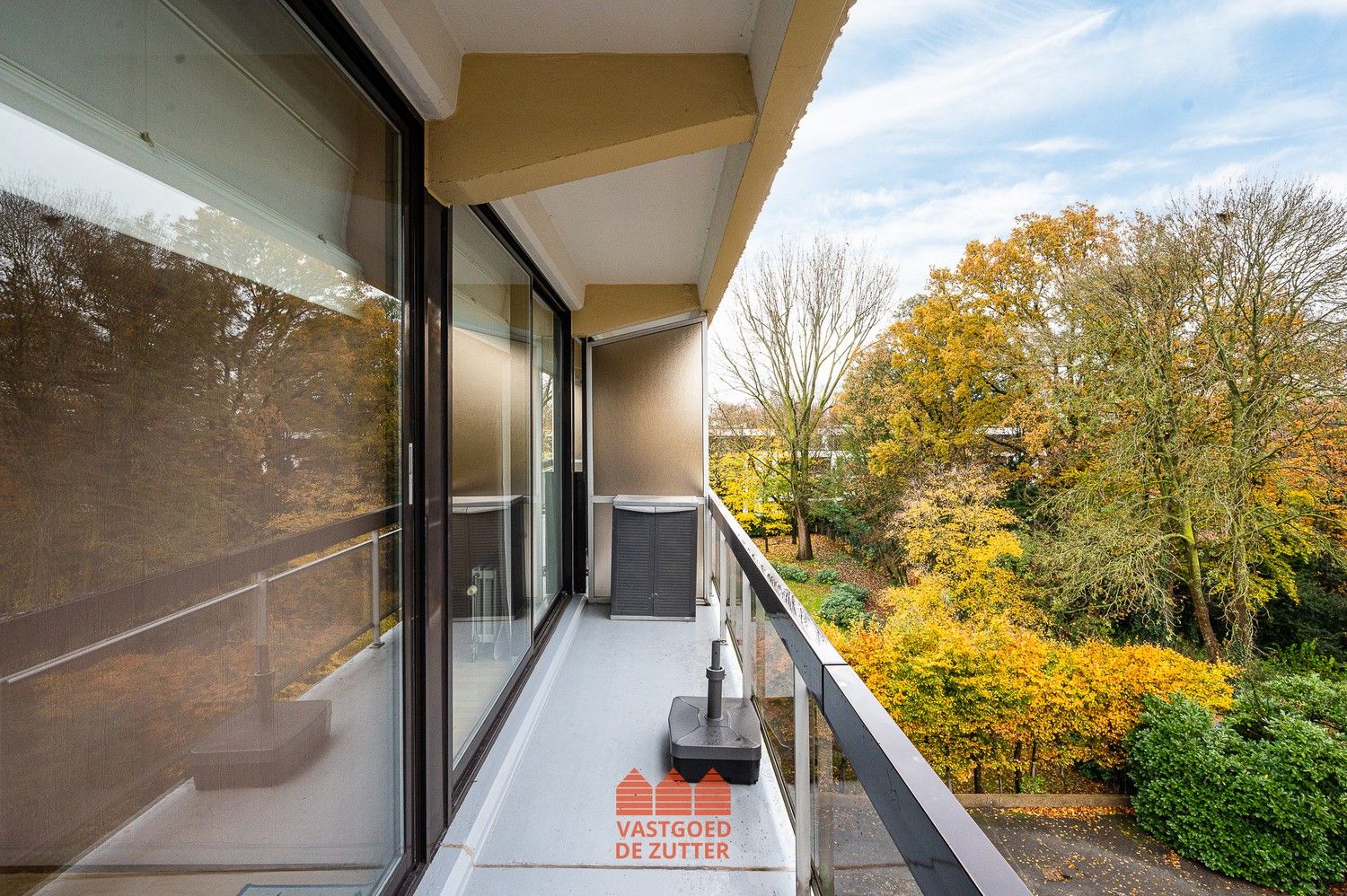 Instapklaar appartement in het centrum foto {{pictureIndex}}