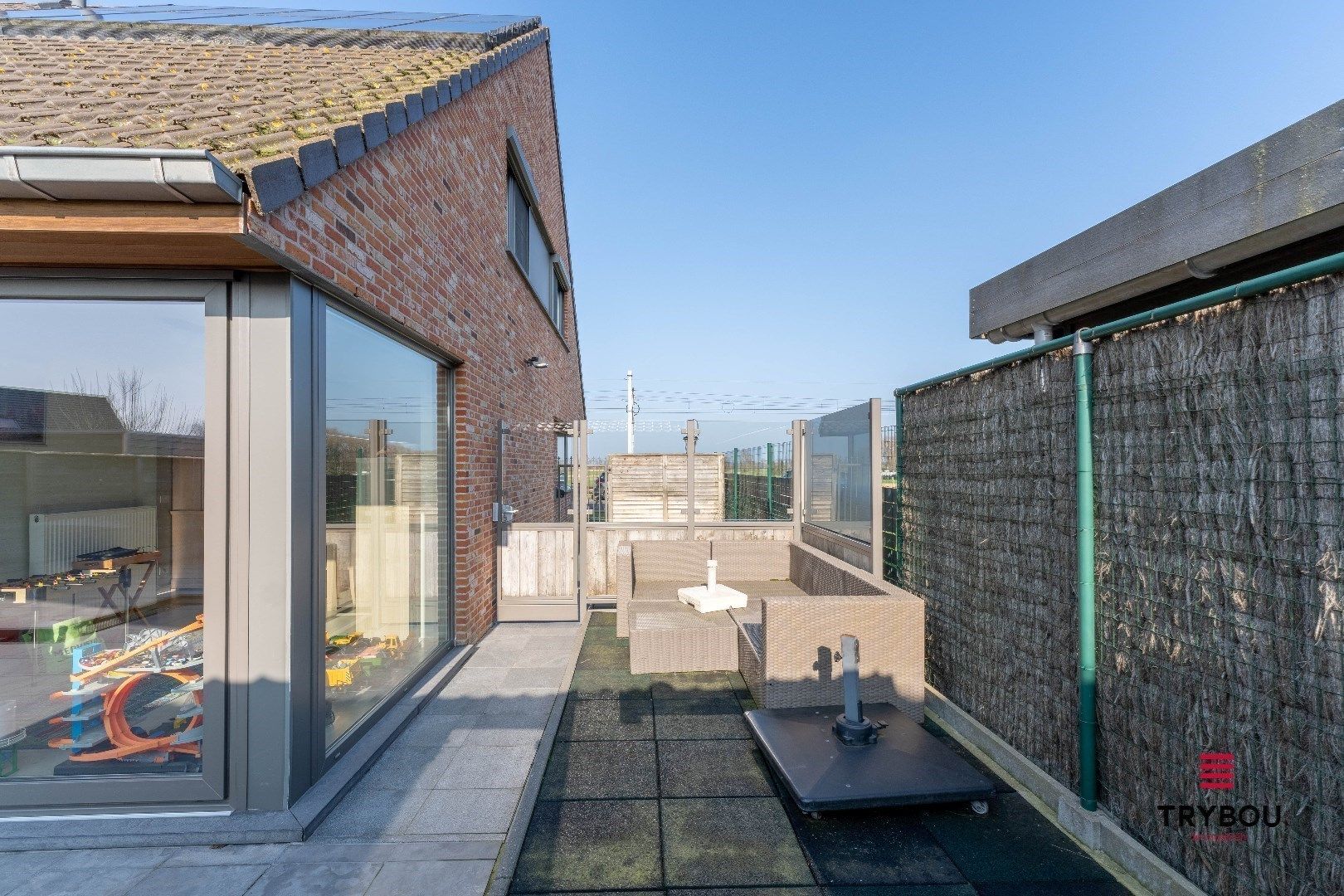 Instapklare halfopen woning in Esen met tuin en 3 slaapkamers - wordt verkocht onder registratie rechten! foto 13