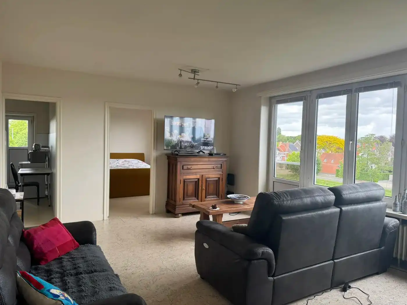 2 slaapkamer appartement te huur in Izegem met garagebox foto 9
