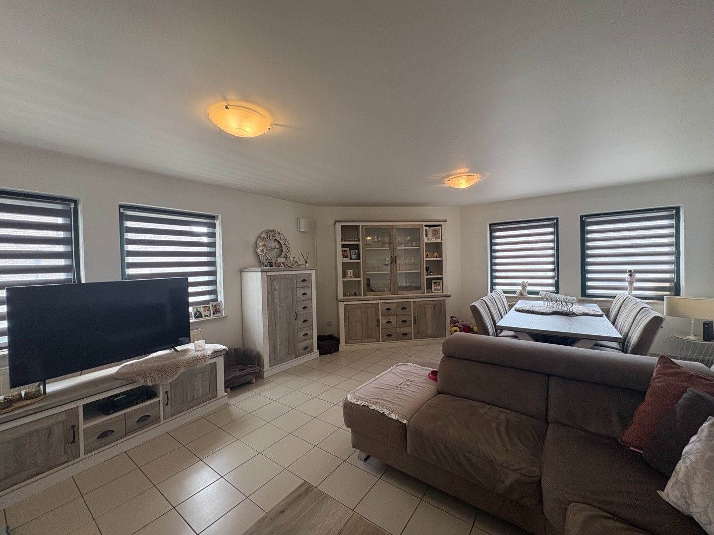 Gunstig gelegen hoek-appartement op wandelafstand van centrum Ninove foto 5