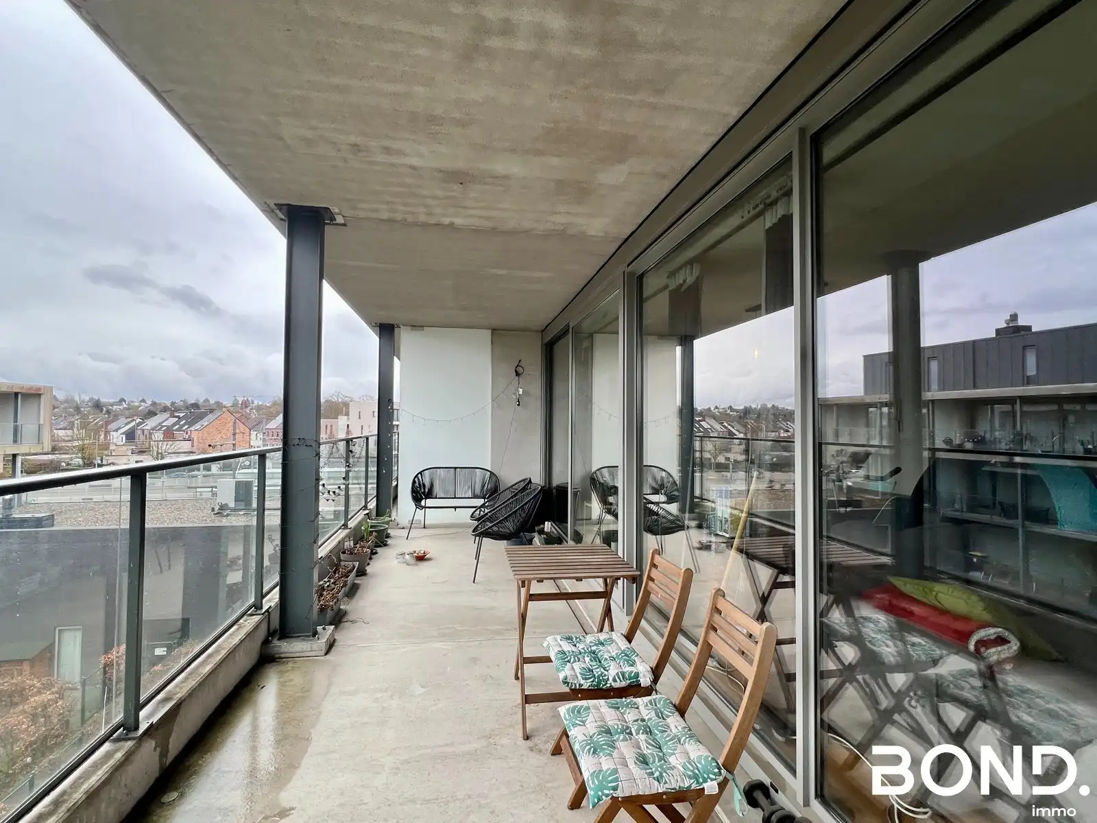 Ruim twee slaapkamer appartement te huur in Herent foto 7