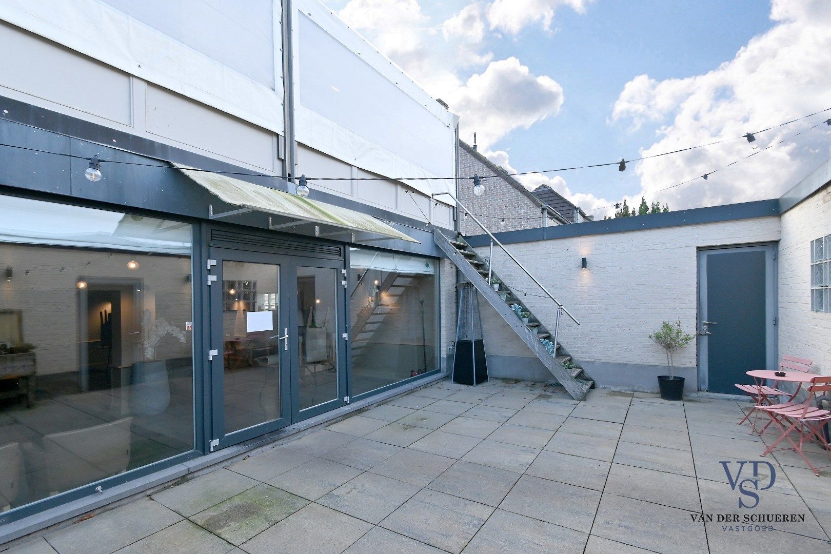 Multi-functionele eigendom op topligging. foto 29