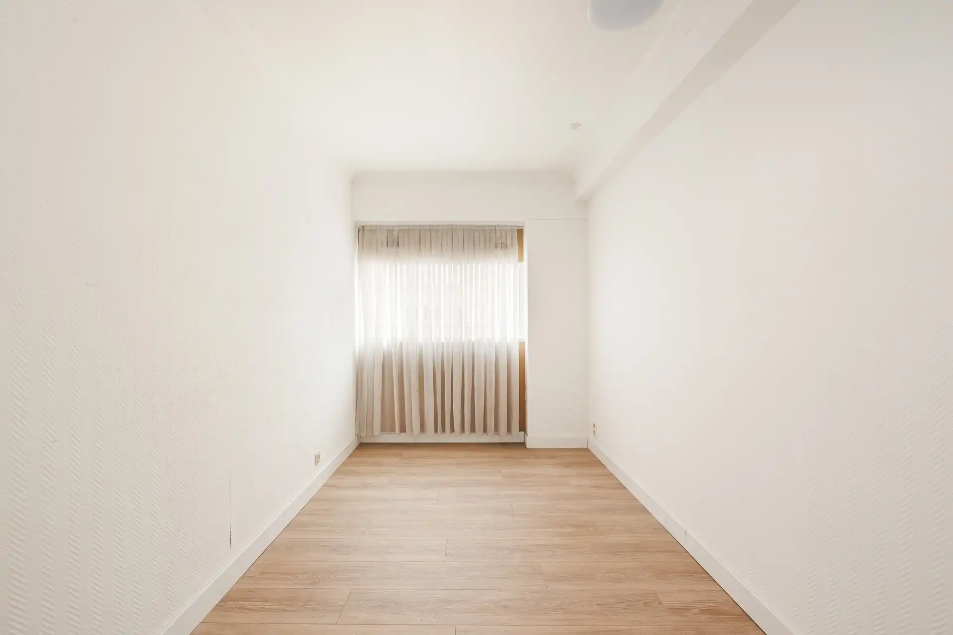 Gelijkvloers appartement / praktijk in Silsburg Deurne-Zuid foto 11