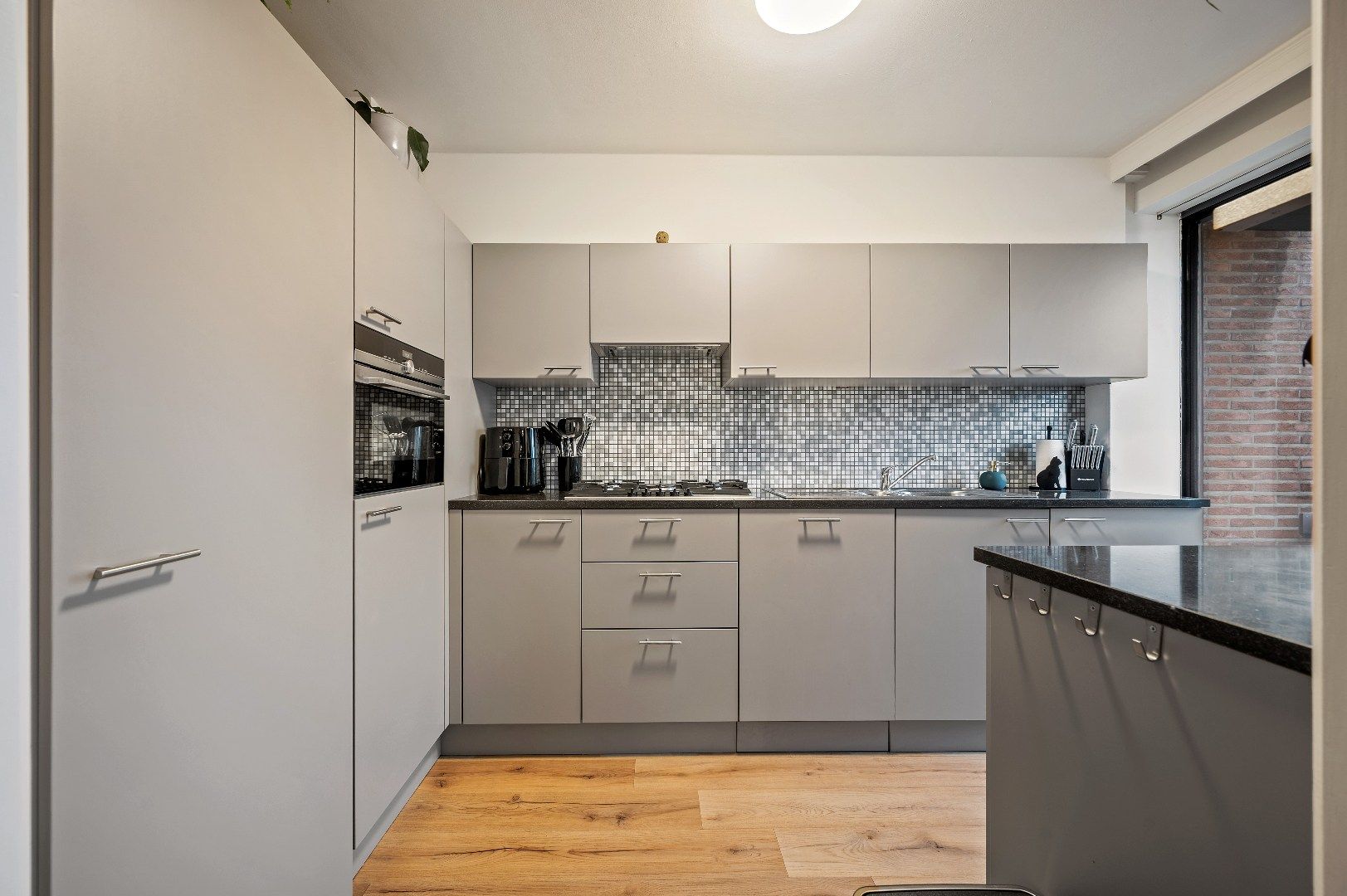 Instapklaar appartement te centrum Tienen foto 4