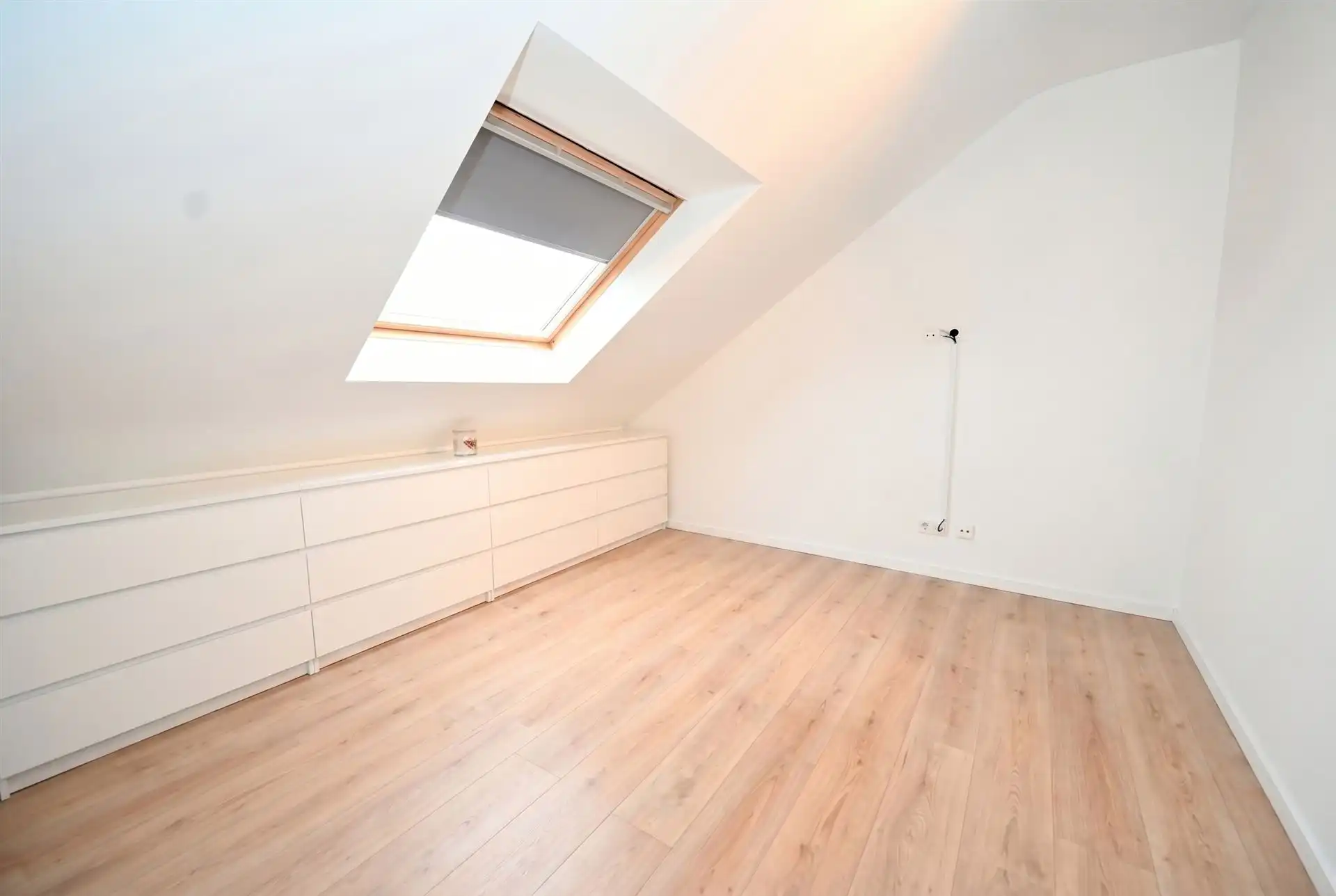 Duplex appartement met 2 slaapkamers, garage en terras. foto 10