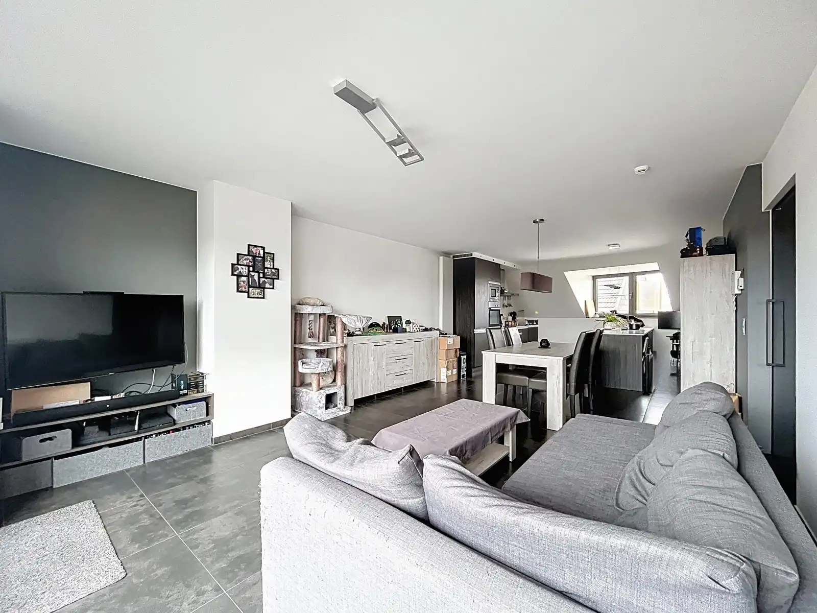 Prachtig duplexappartement met 2 SLPK, Terras & Staanplaats! foto 7