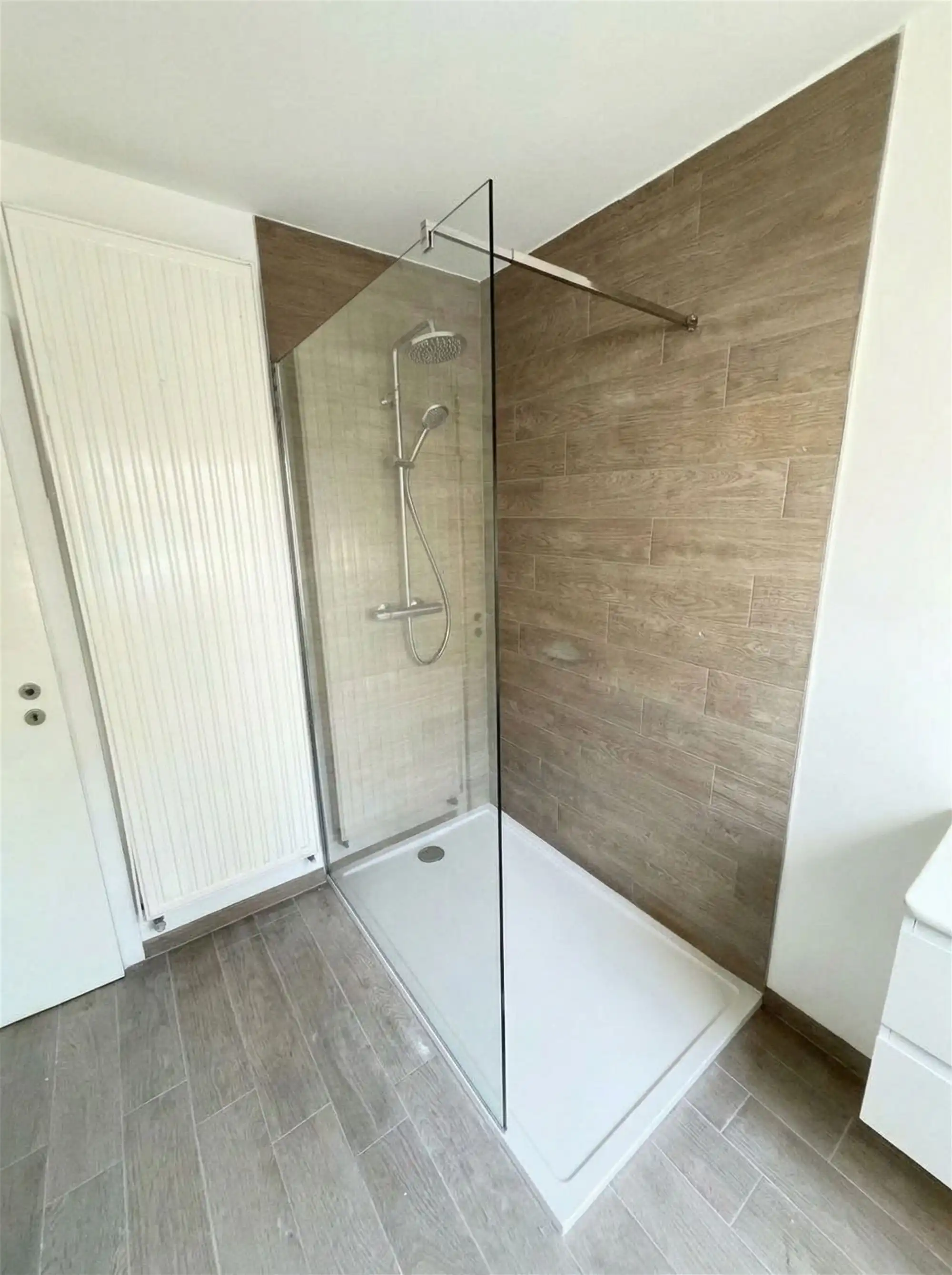 Prachtige ruime woning met tuin in het centrum van de Heide foto 5