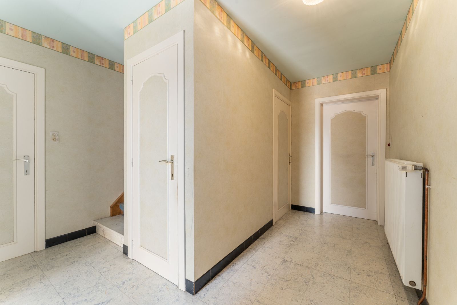 Ruime gezinswoning op 737 m² met 6 slaapkamers! foto 9