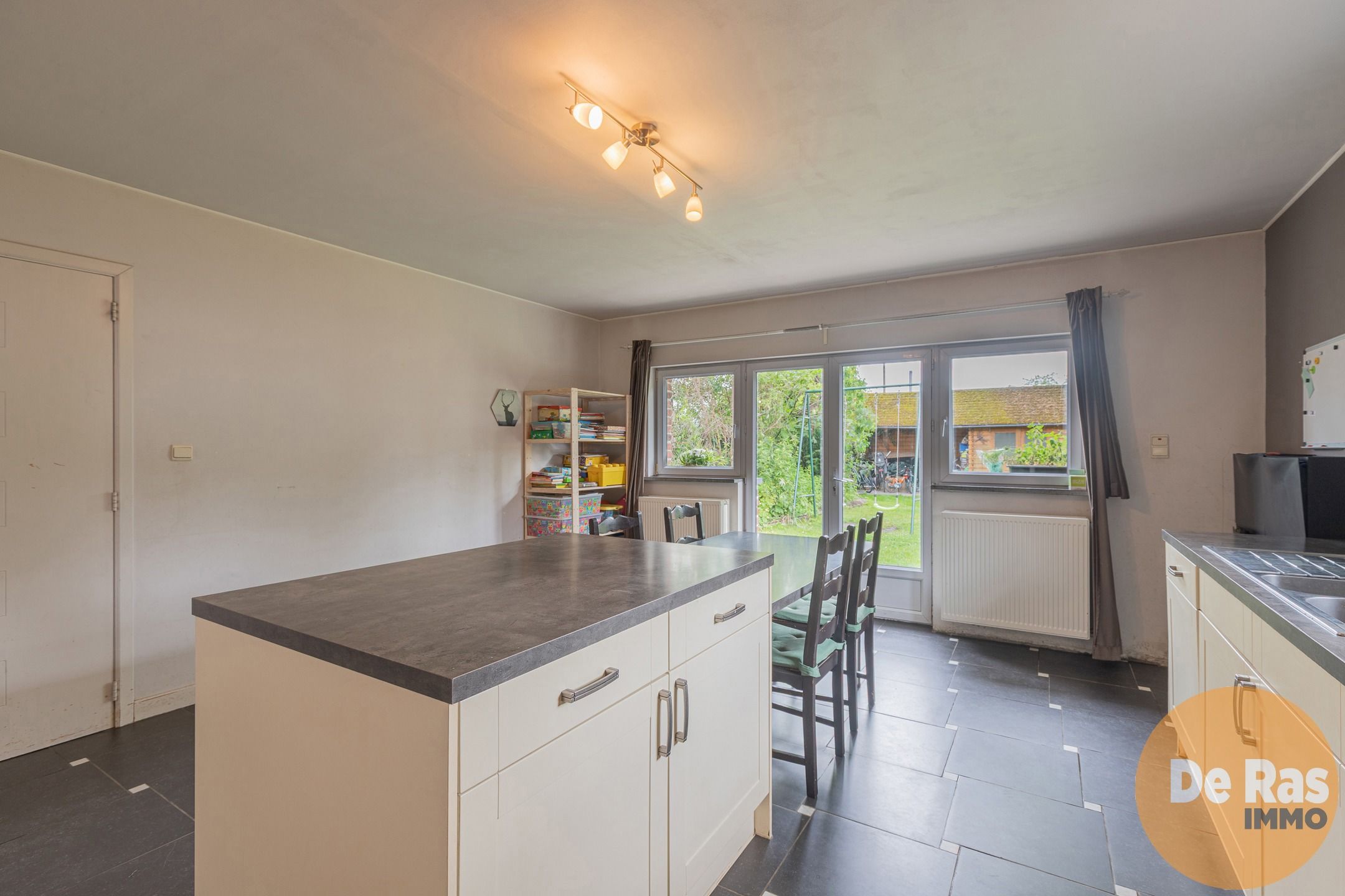 LEDE- Charmante 3-gevelwoning met 4 slaapkamers centrum. foto 15