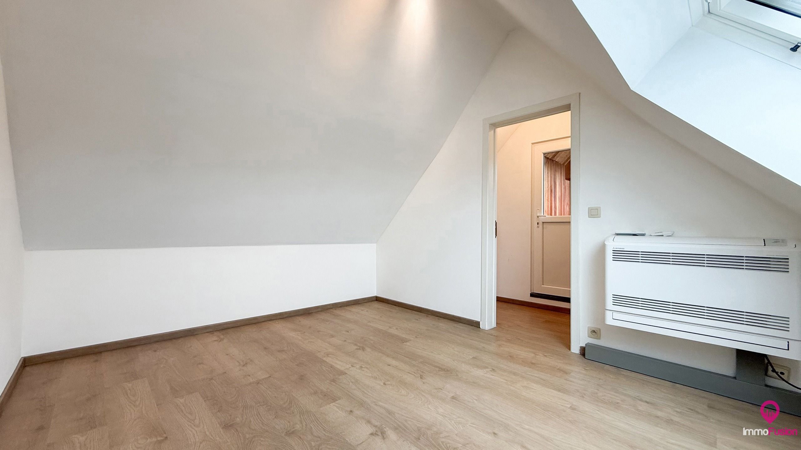 Duplexappartement met terras met uitstekende verbinding!  foto 18