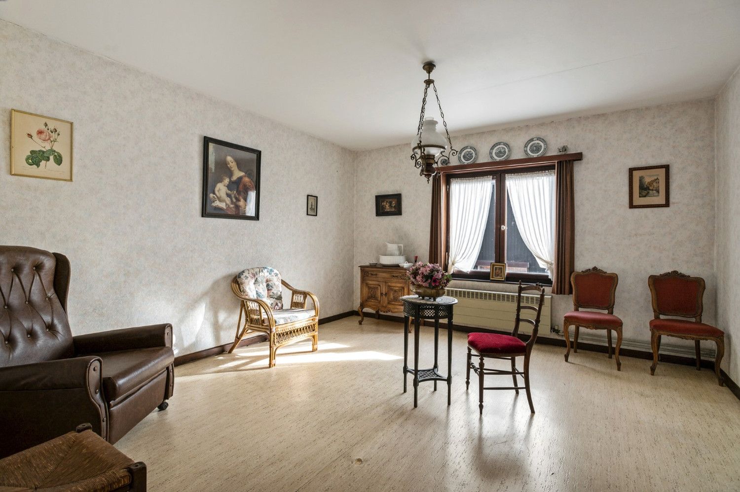 OPEN BEBOUWING MET GARAGE EN TUIN OP GOEDE LOCATIE! foto 13