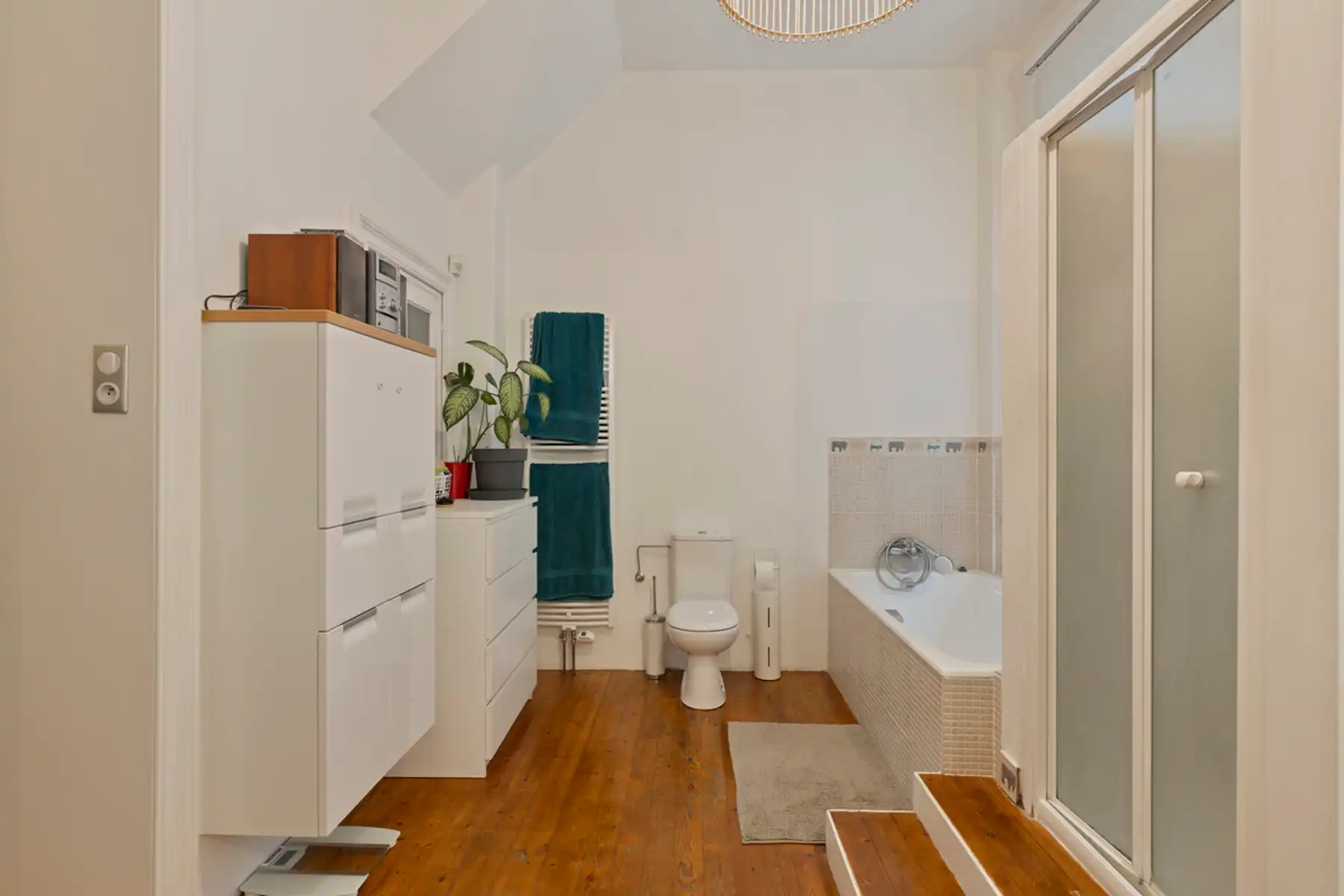 Prachtig gerenoveerd herenhuis met tuin foto 15