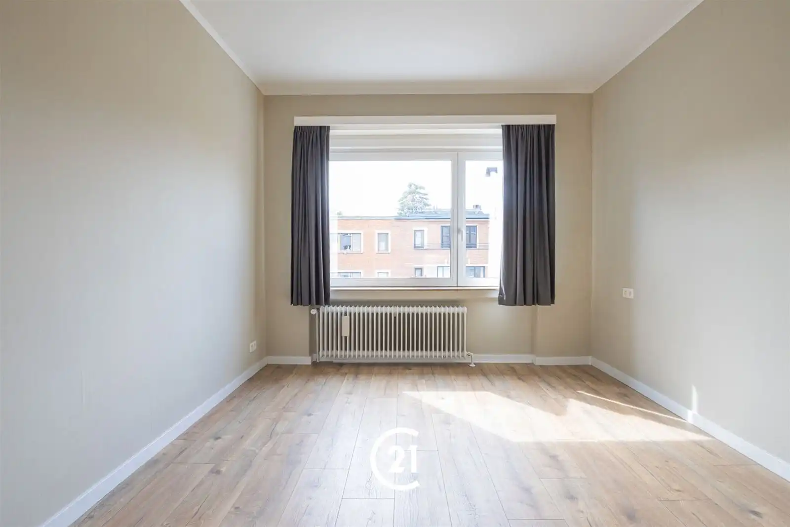 Instapklaar en stijlvol gerenoveerd appartement in Gent foto 6