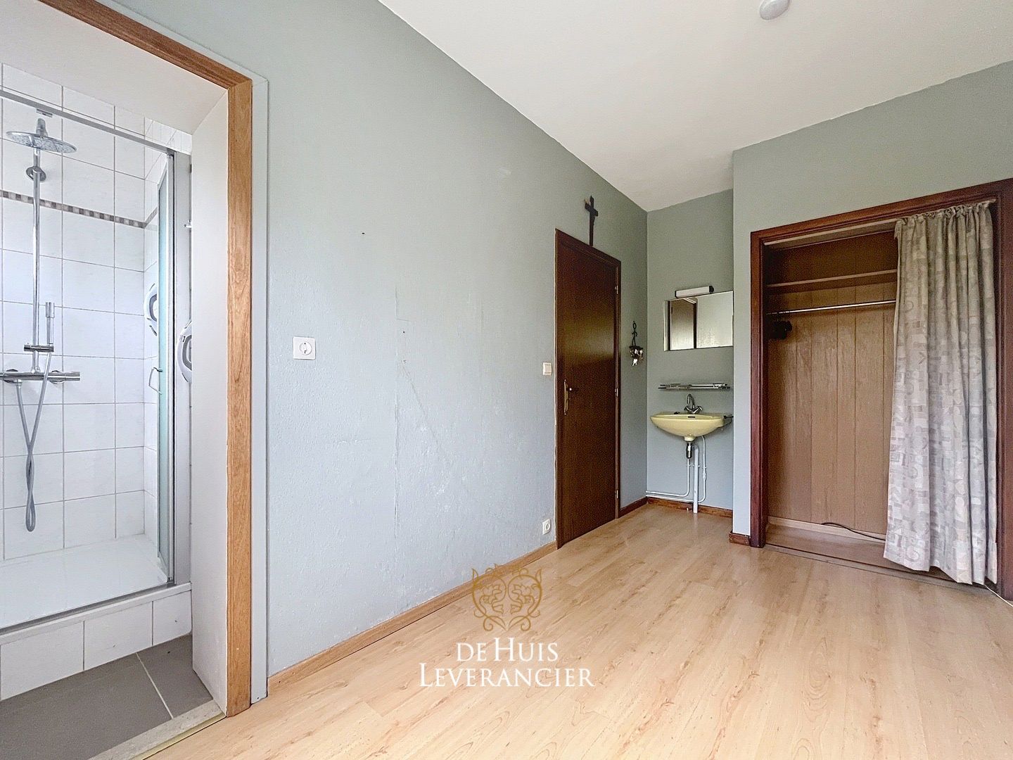 Een huis met potentieel in een buurt met toekomst ! foto 12