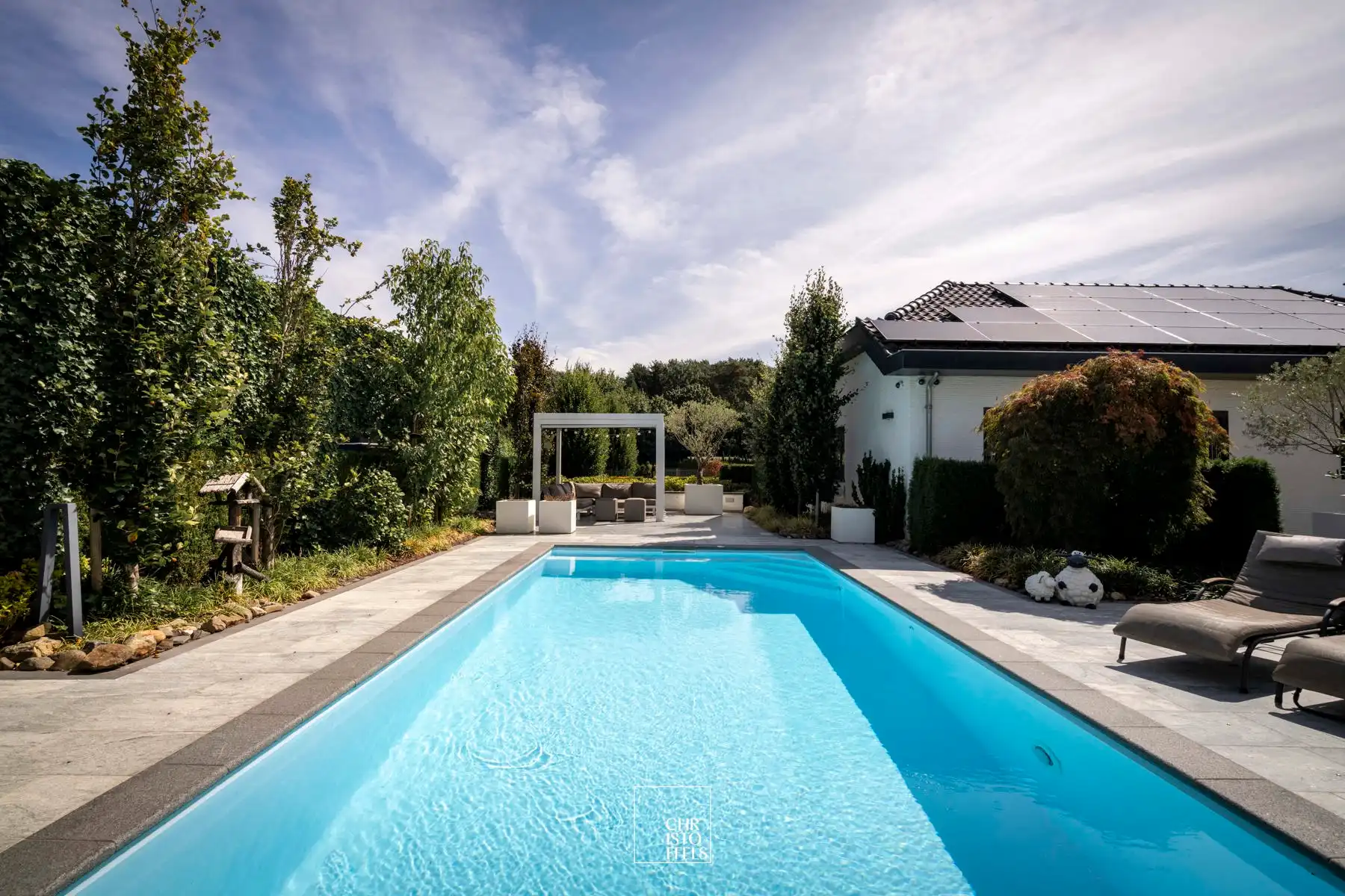 Exclusieve villa (511m²) met buitenzwembad, wellnessruimte en paardenaccommodatie in Lanaken foto 12