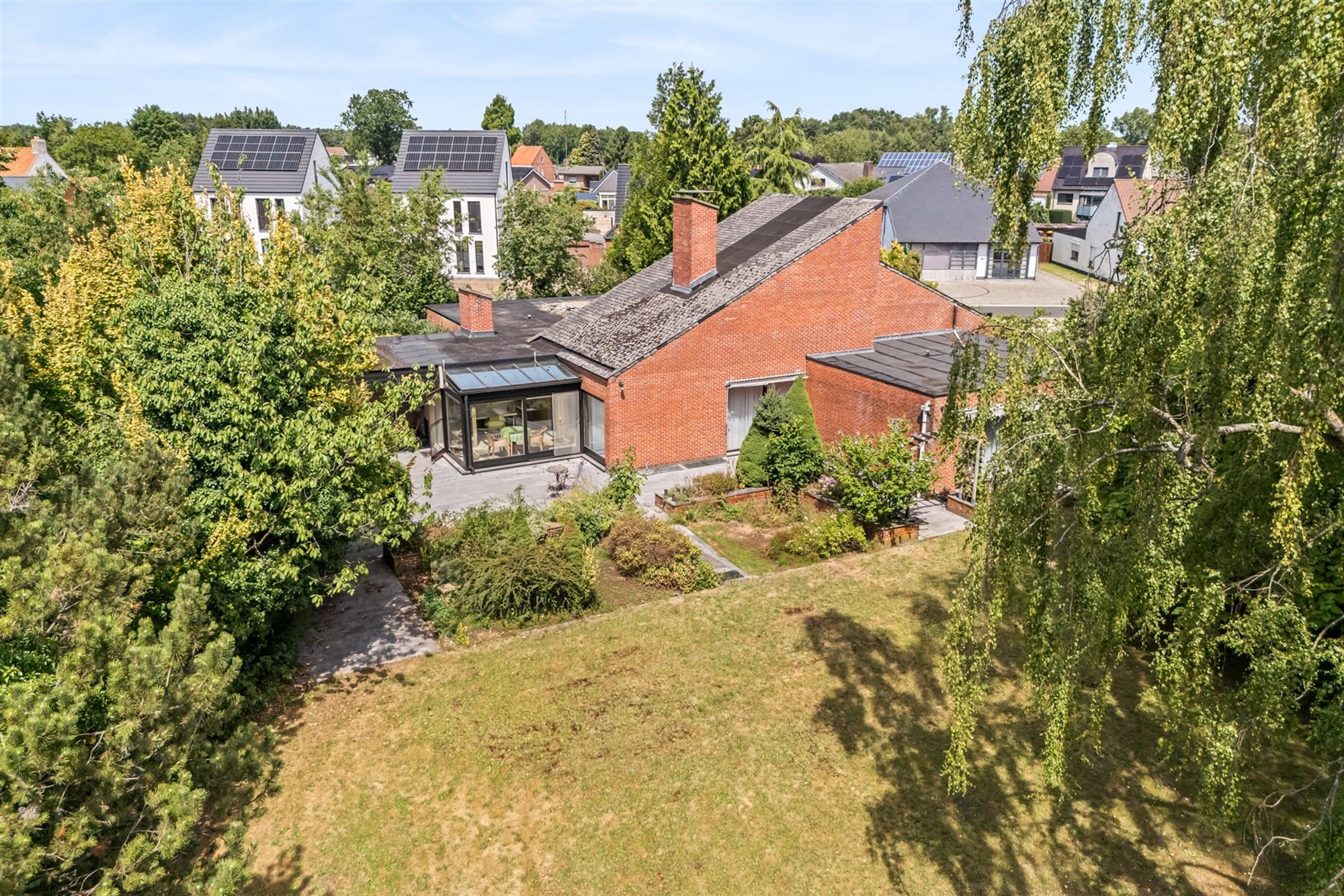 ZEER RUIME EN KARAKTERVOLLE WONING GELEGEN OP EEN BREED, UITGESTREKT EN ZUIDELIJK GEORIËNTEERD PERCEEL VAN 36A20CA TE BALEN (HULSEN) foto 4