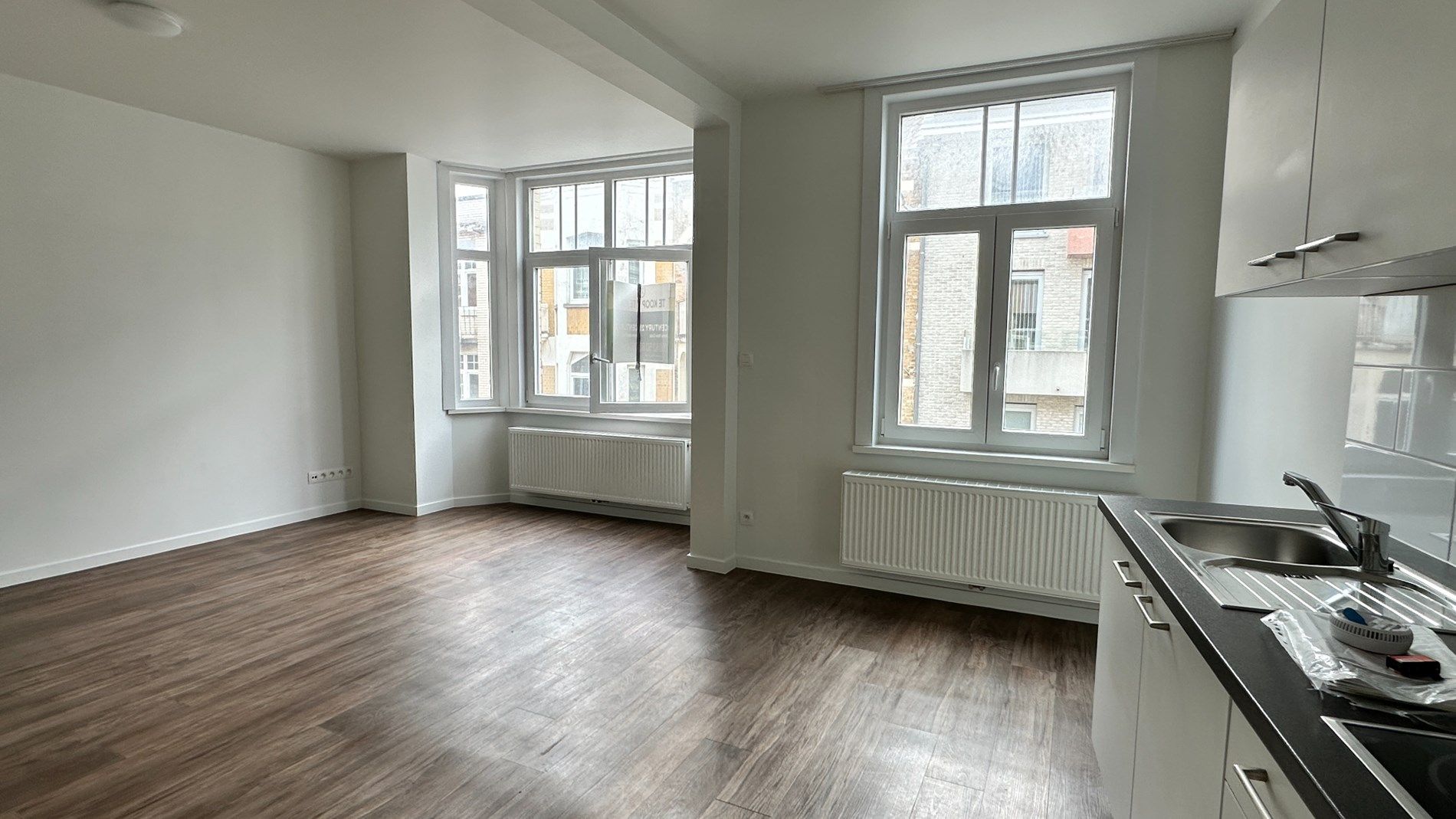 GERENOVEERD 1 SLPK APPARTEMENT CENTRUM BLANKENBERGE foto {{pictureIndex}}