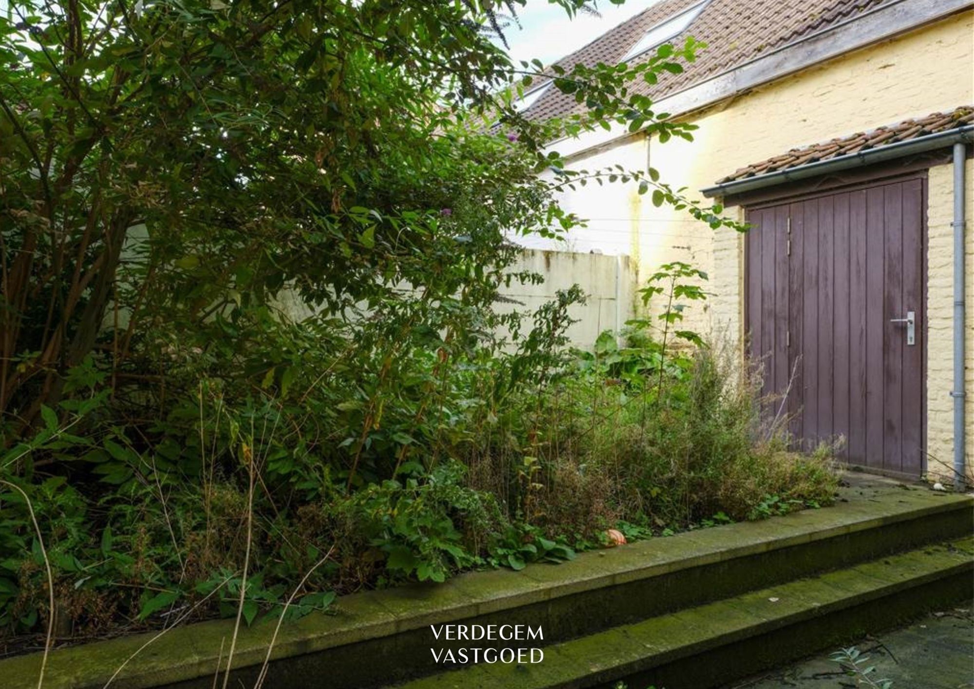 Charmante stadswoning in het historische hart van Brugge, te renoveren foto 8