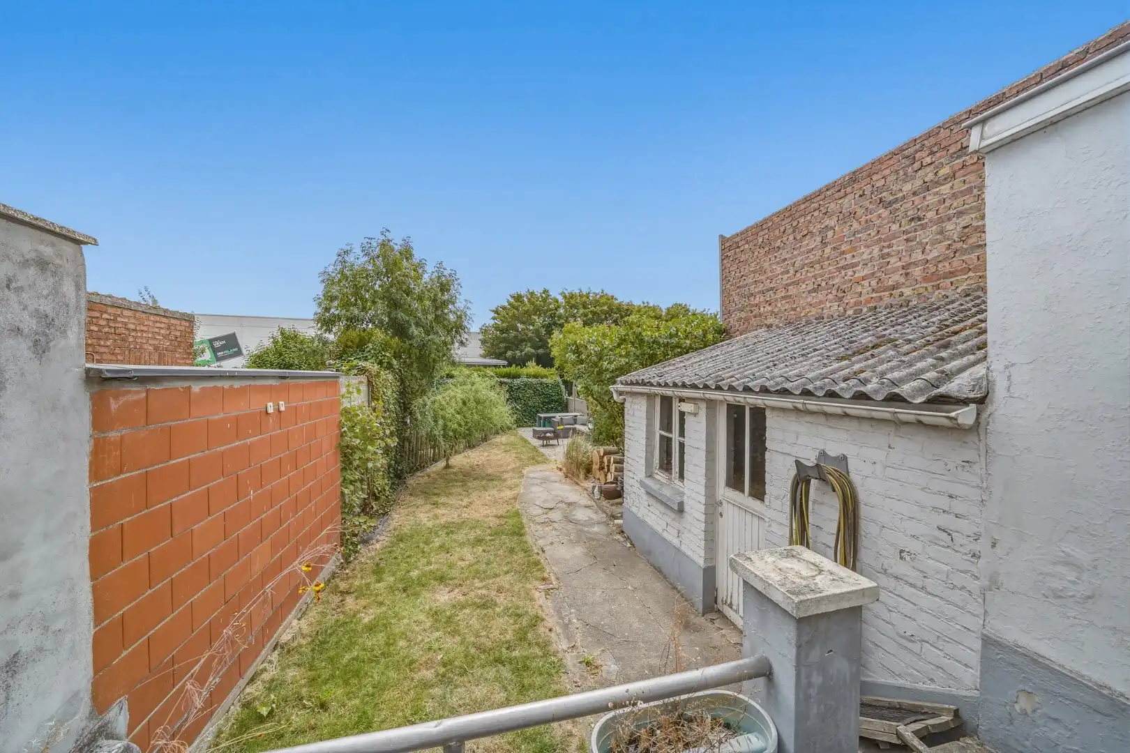 Ruime rijwoning met 3 slaapkamers en zuidwestgerichte tuin in Zandvoorde foto 8