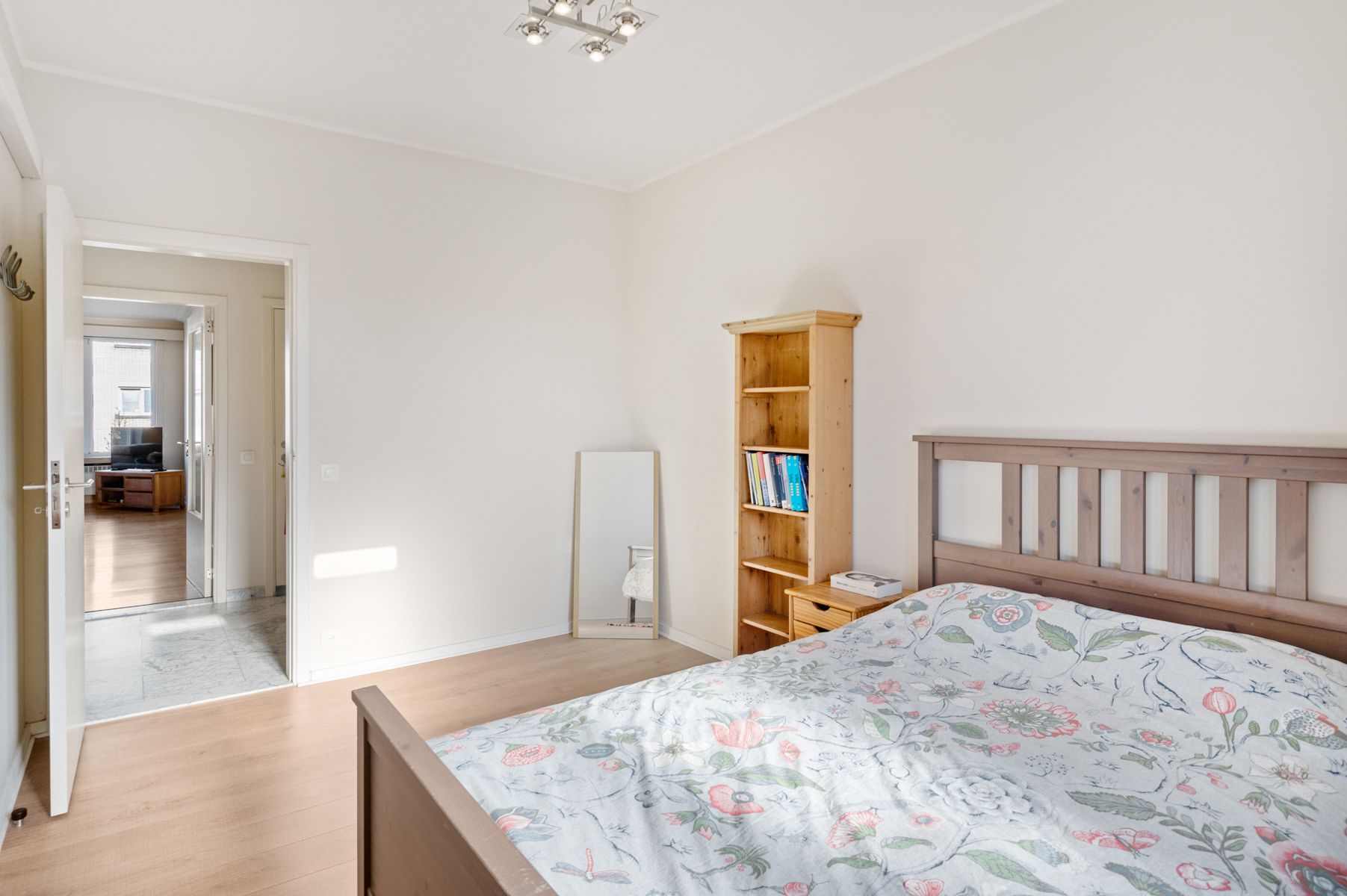 Ruim, fris en instapklaar 2 SLK appartement nabij Fort IV foto 14