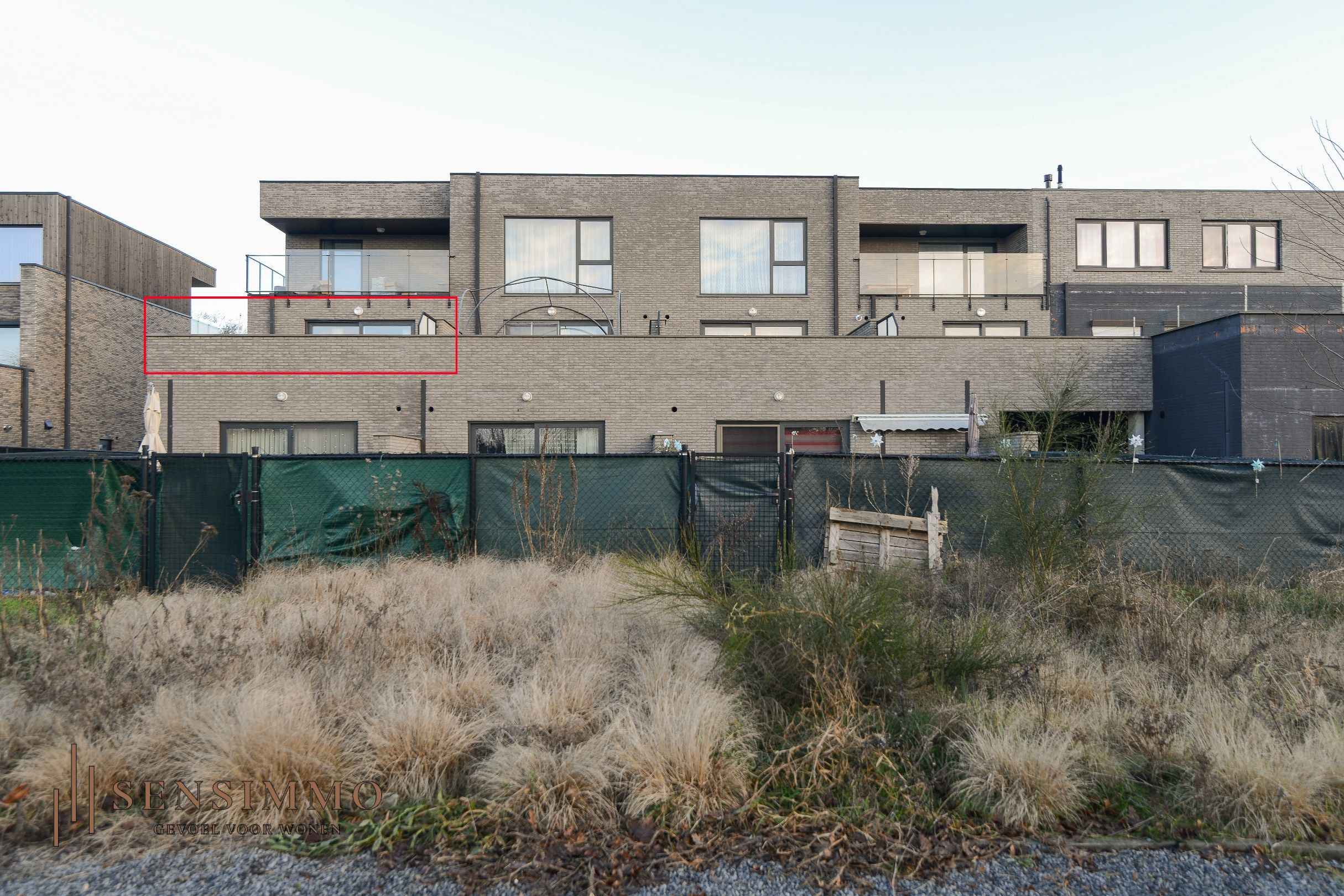 éénslaapkamer appartement met terras, parking en kelderberging foto 2