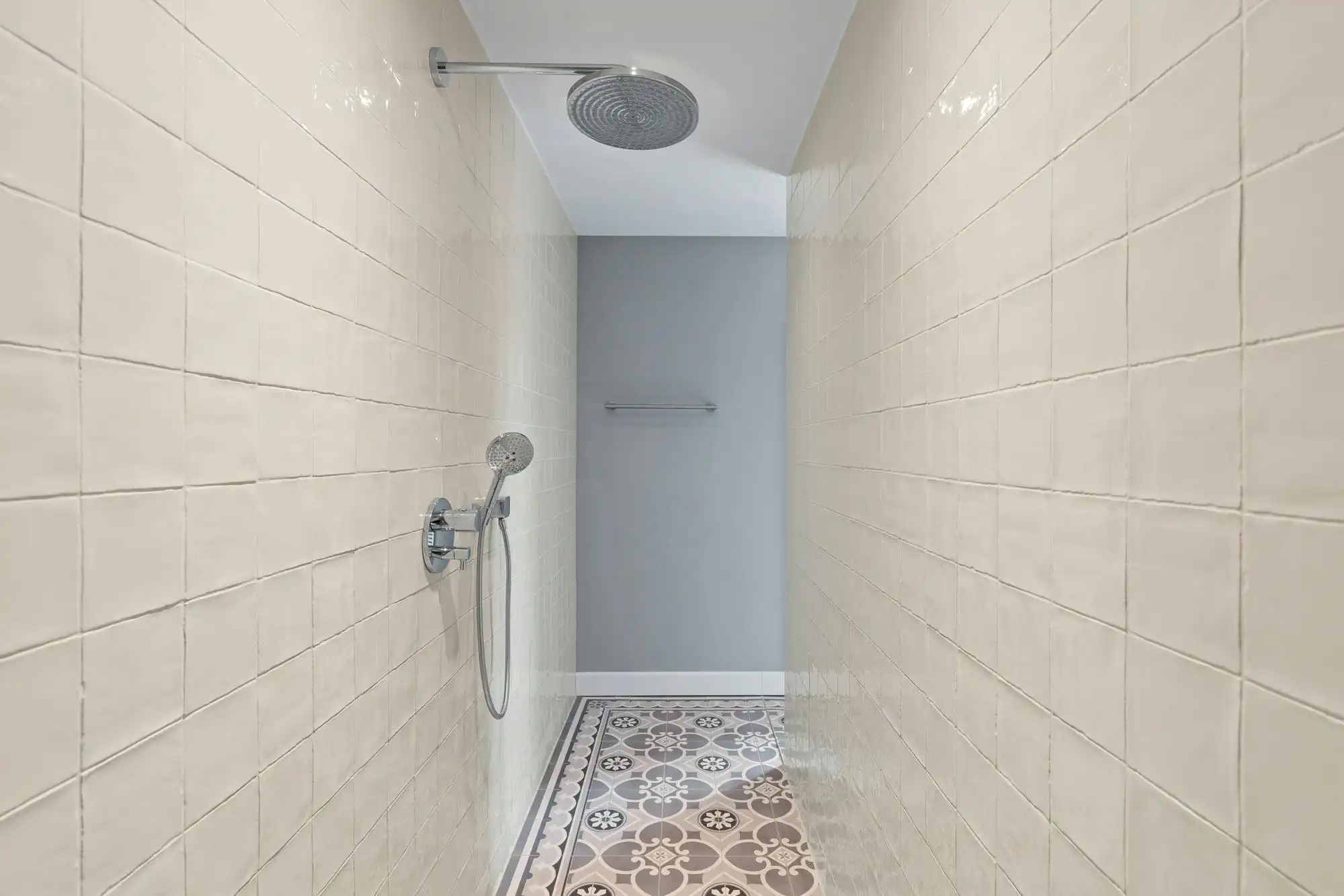 Villa met praktijkruimte en weilanden te koop in Geel foto 28