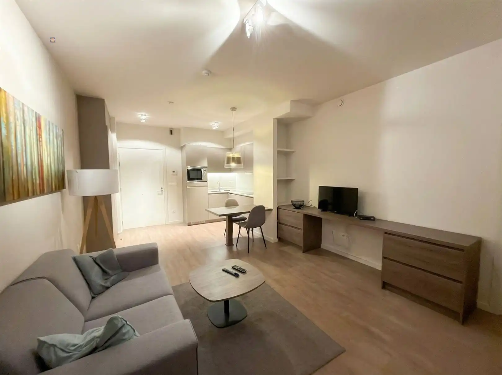 Volledig bemeubeld 1-slaapkamerappartement met terras in Machelen foto 2