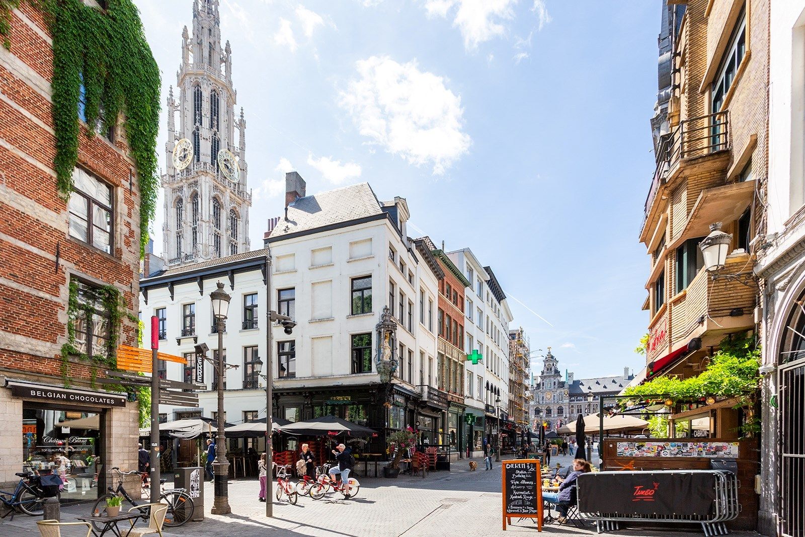 Historisch wonen in de Stad met eigen autostaanplaats foto 33