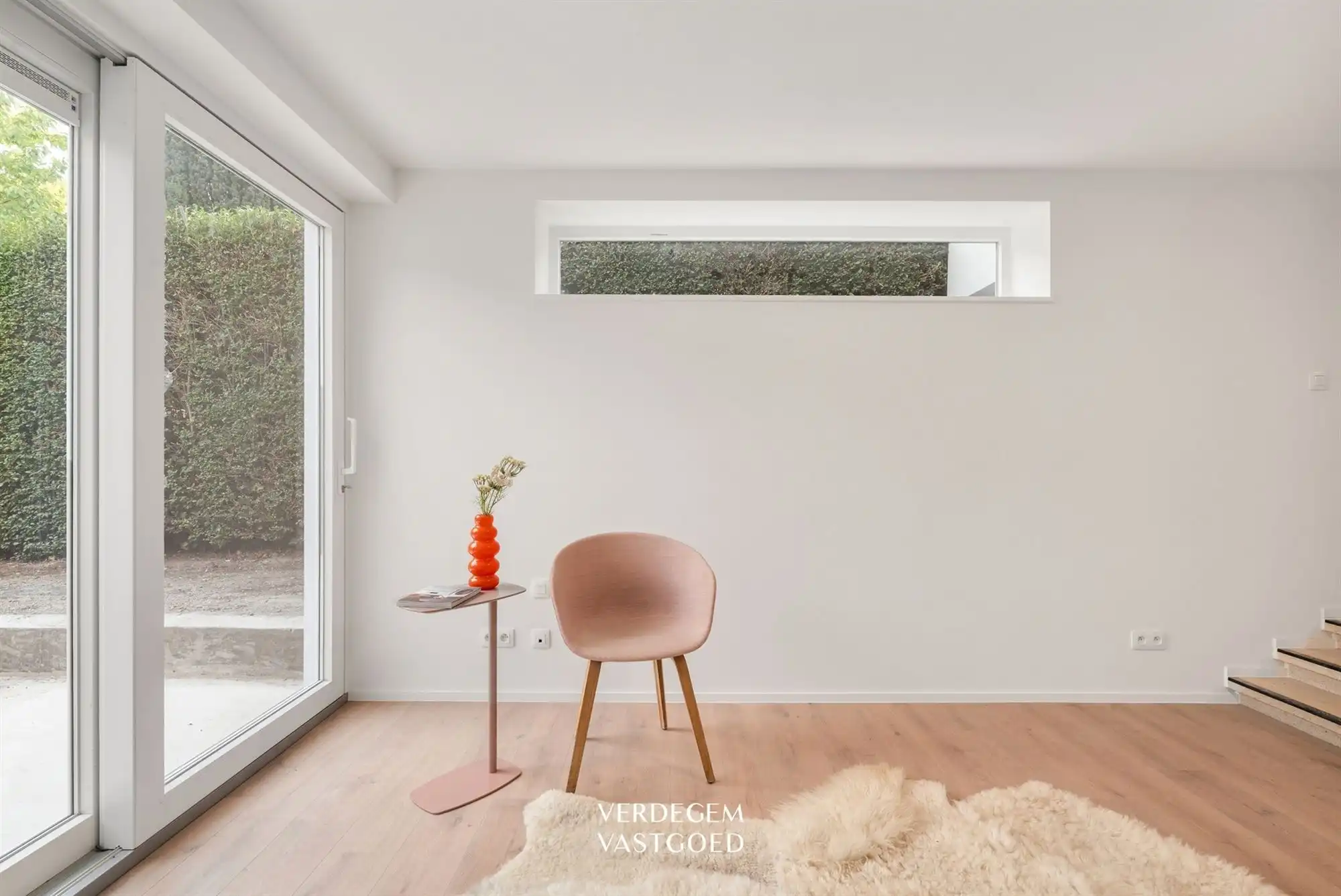 Sfeervolle studio met open keuken en fijne buitenruimte foto 2