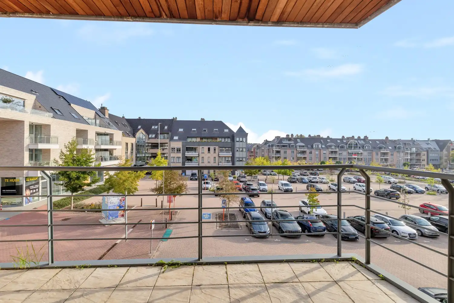 Ruim, licht en zorgeloos wonen in het hart van Lanaken! foto 15