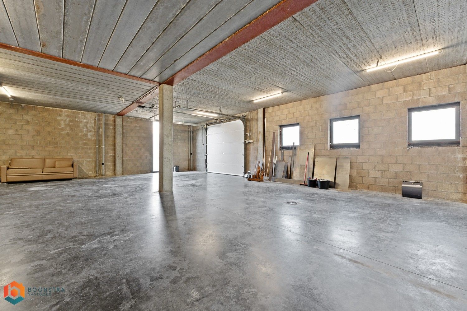 Handelspand met woonst en ruime parking op een perceel van 2592 m² te Rotselaar foto 8