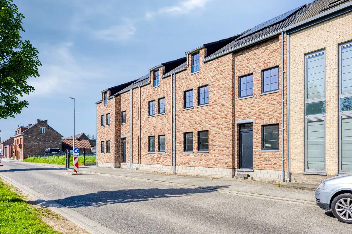 Ruime en energiezuinige nieuwbouwwoning op toplocatie in Tongeren foto 3