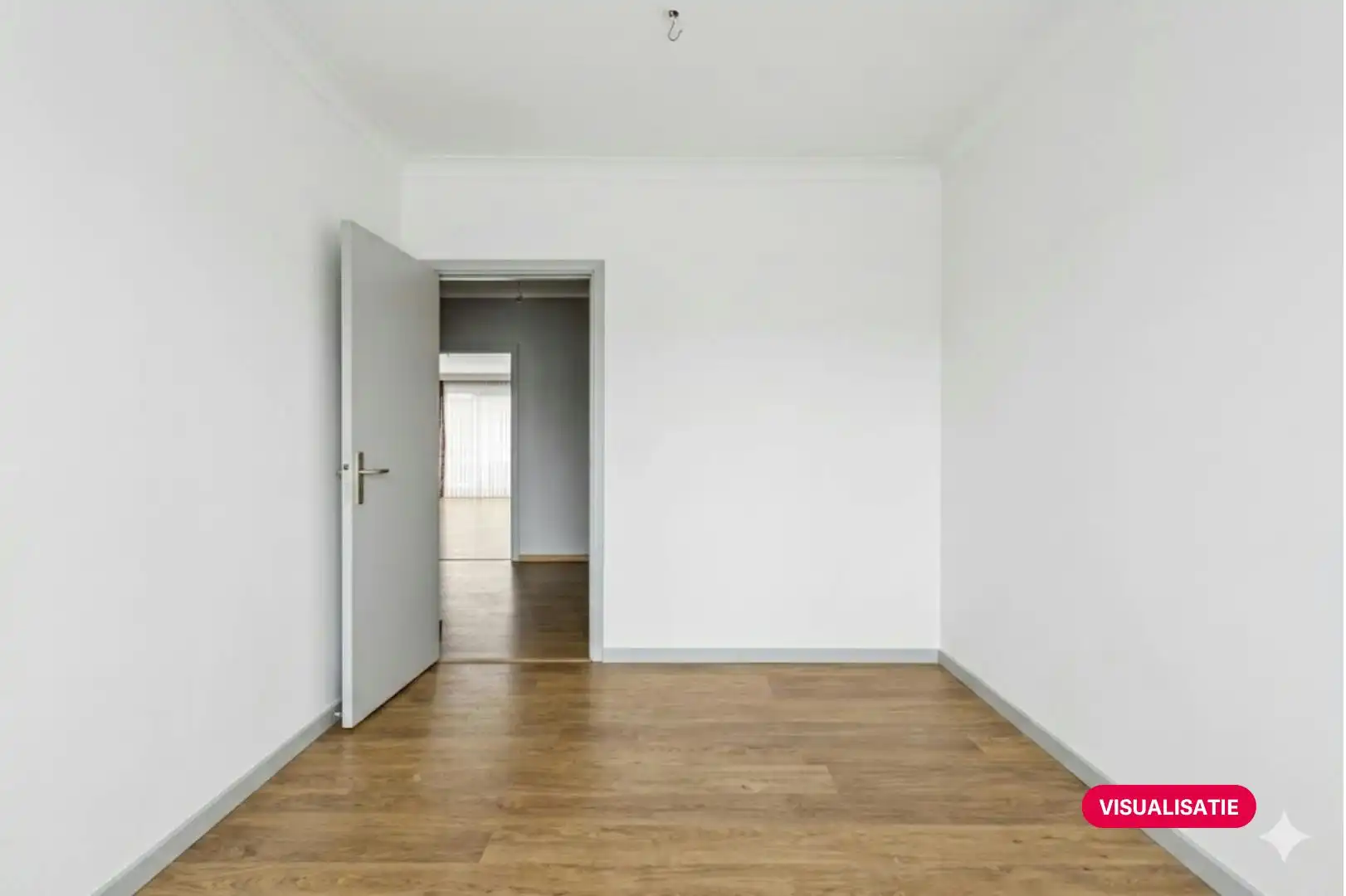Twee slaapkamer appartement te koop in Kortrijk! foto 10