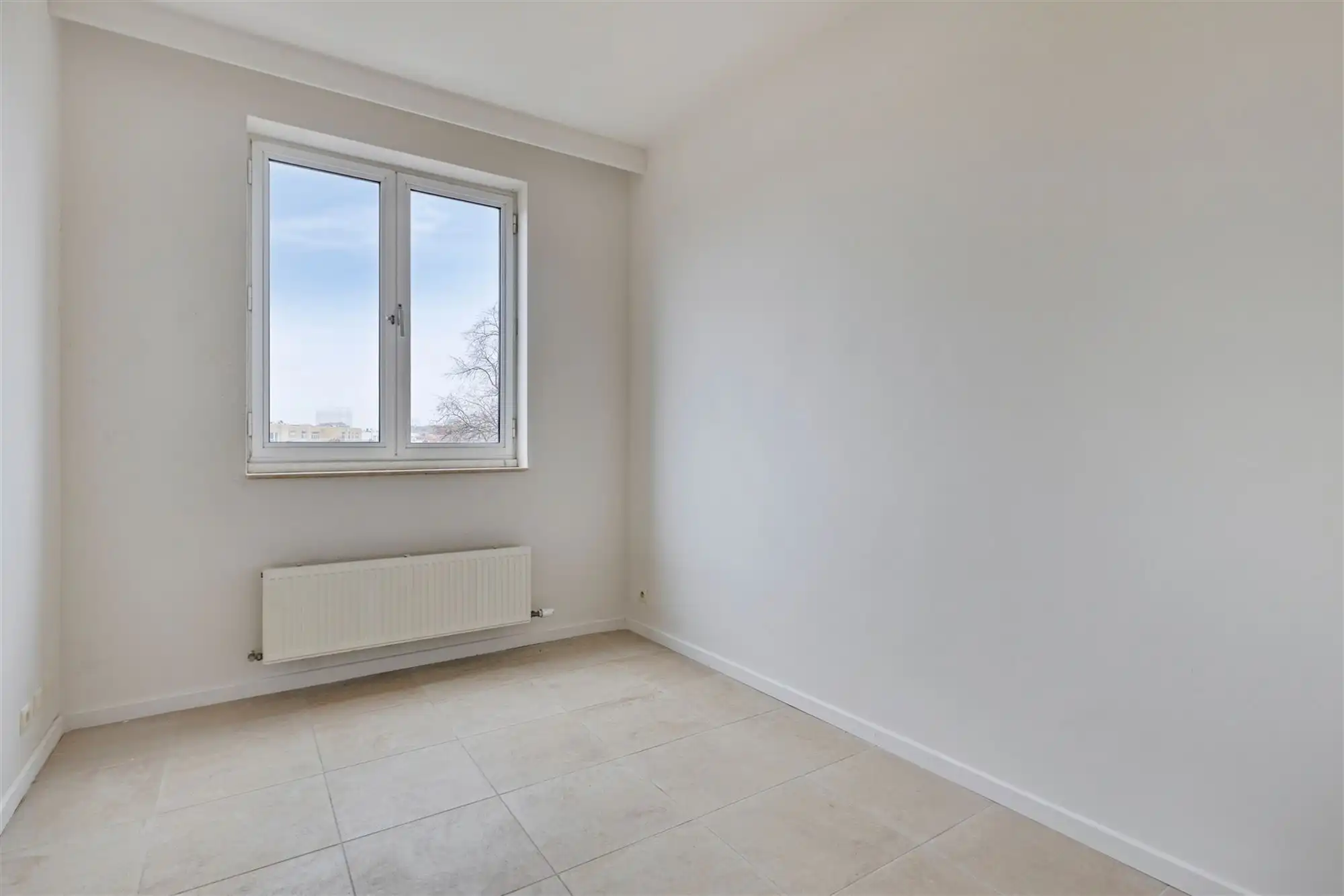 Instapklaar appartement met terras op centrale locatie foto 11