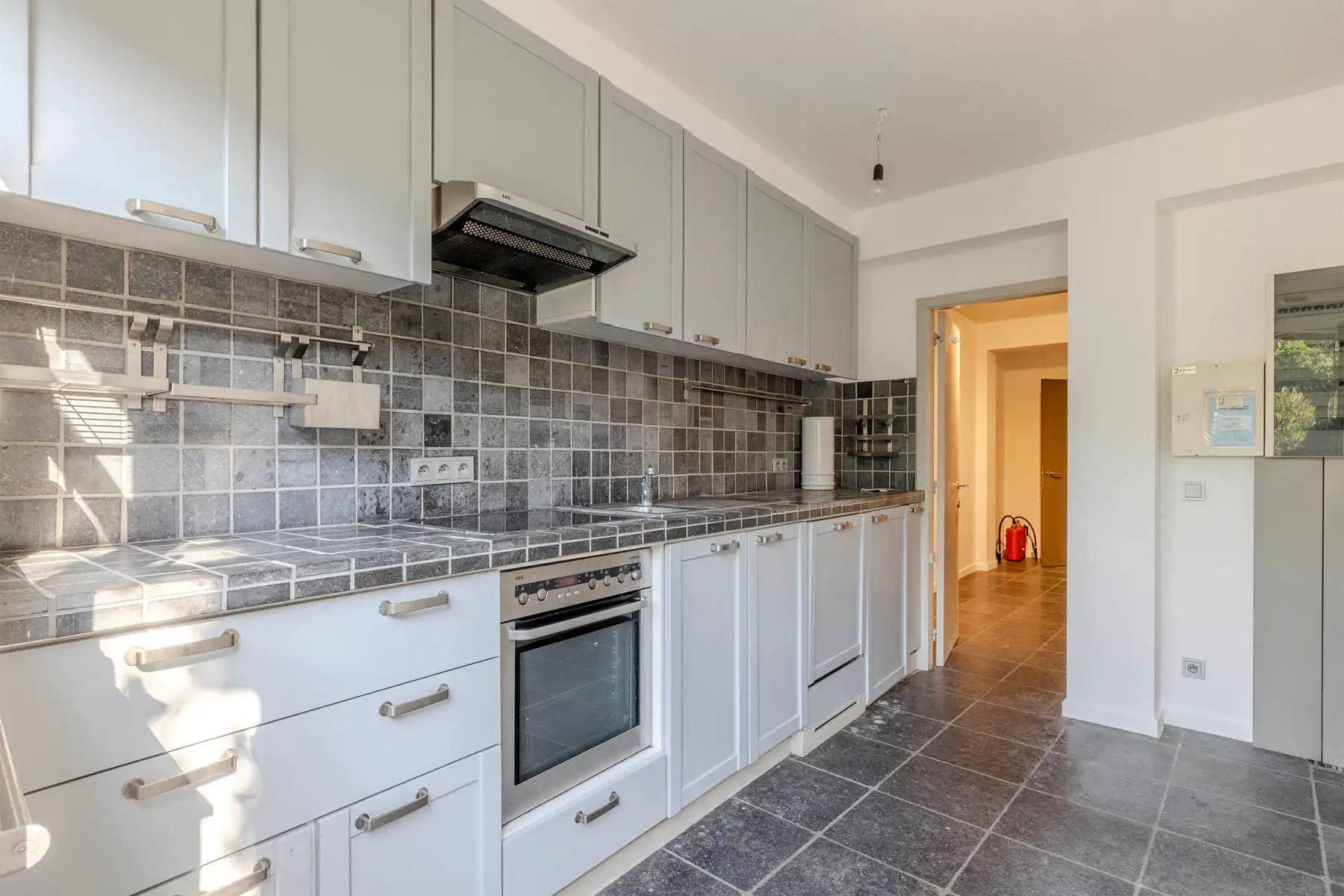 GLV handelspand/kantoor van 133m² met kelder, terras en tuin foto 7