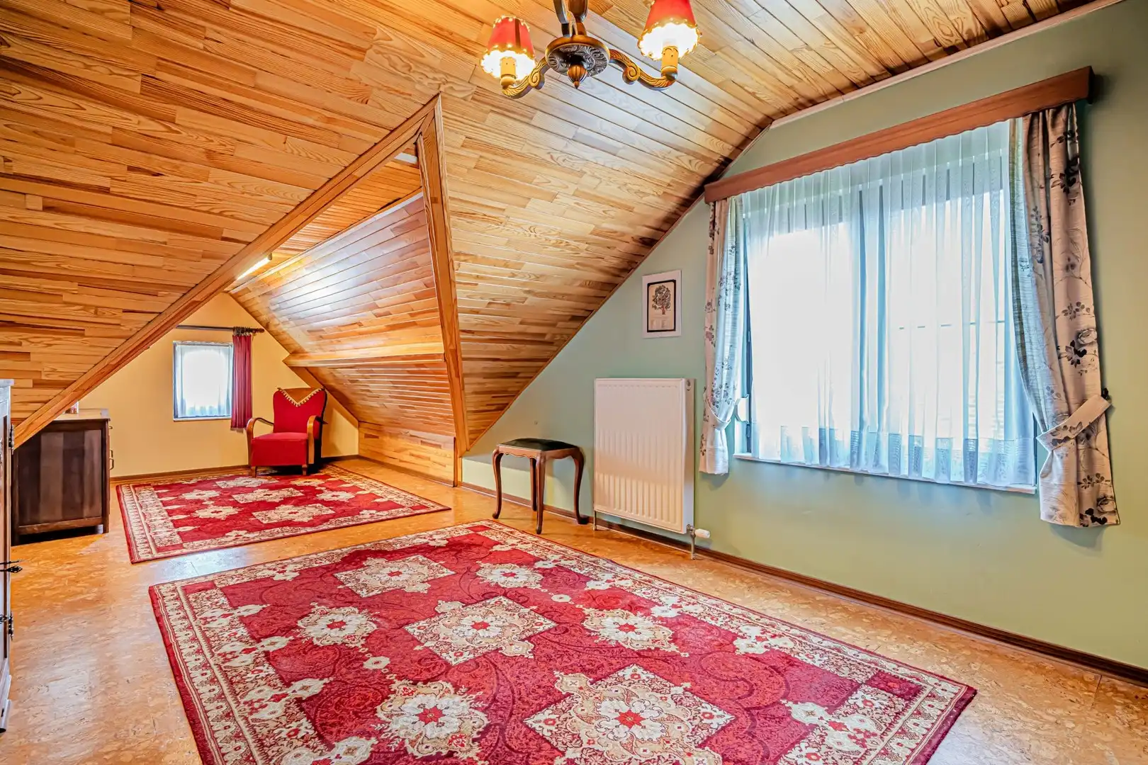 Gunstig gelegen ruime eengezinswoning foto 32