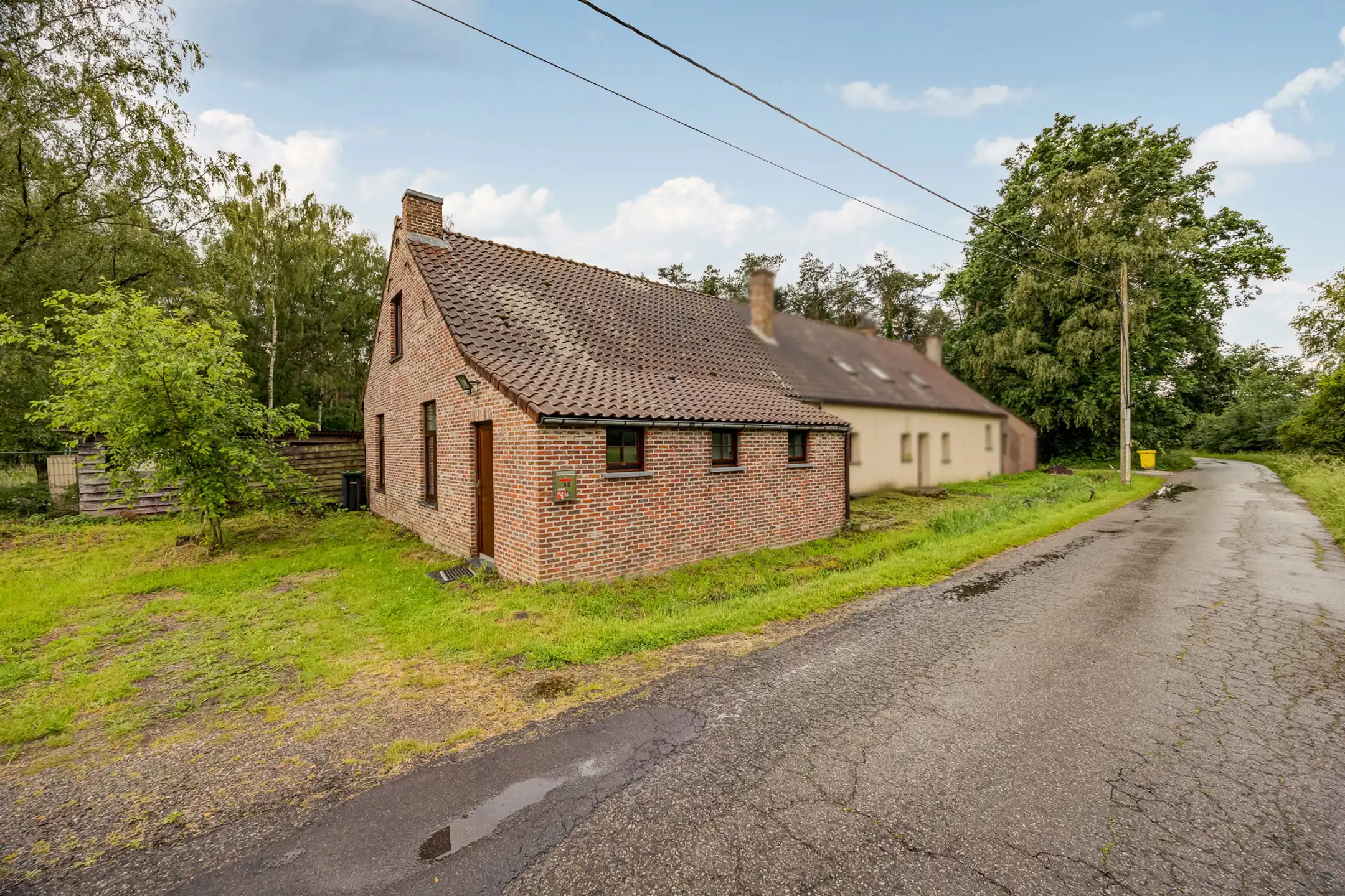 Knus huisje tussen de velden van Bonheiden foto {{pictureIndex}}