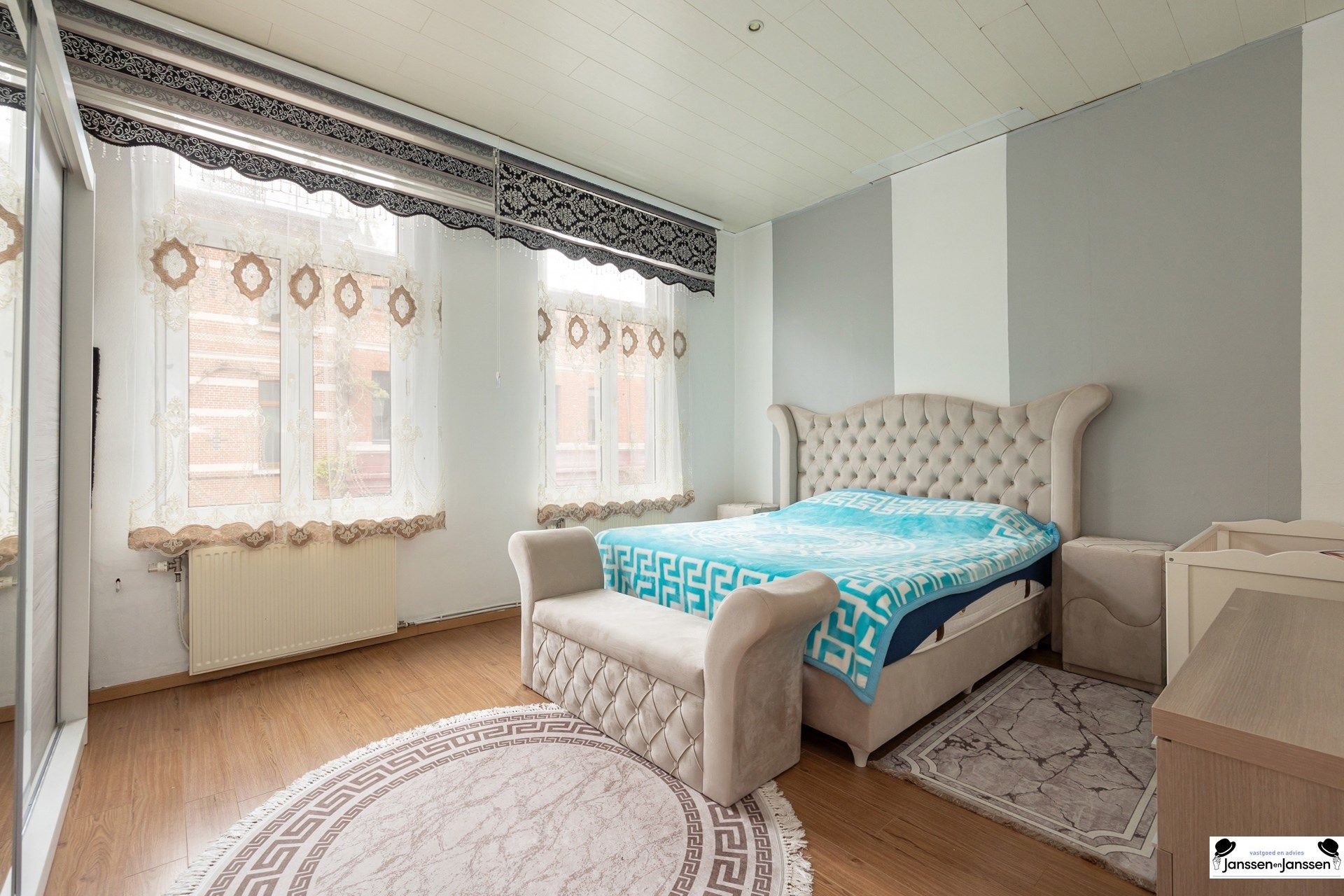 Ruime instapklare woning met 3 à 4 slaapkamers in 2060 Antwerpen! foto 19