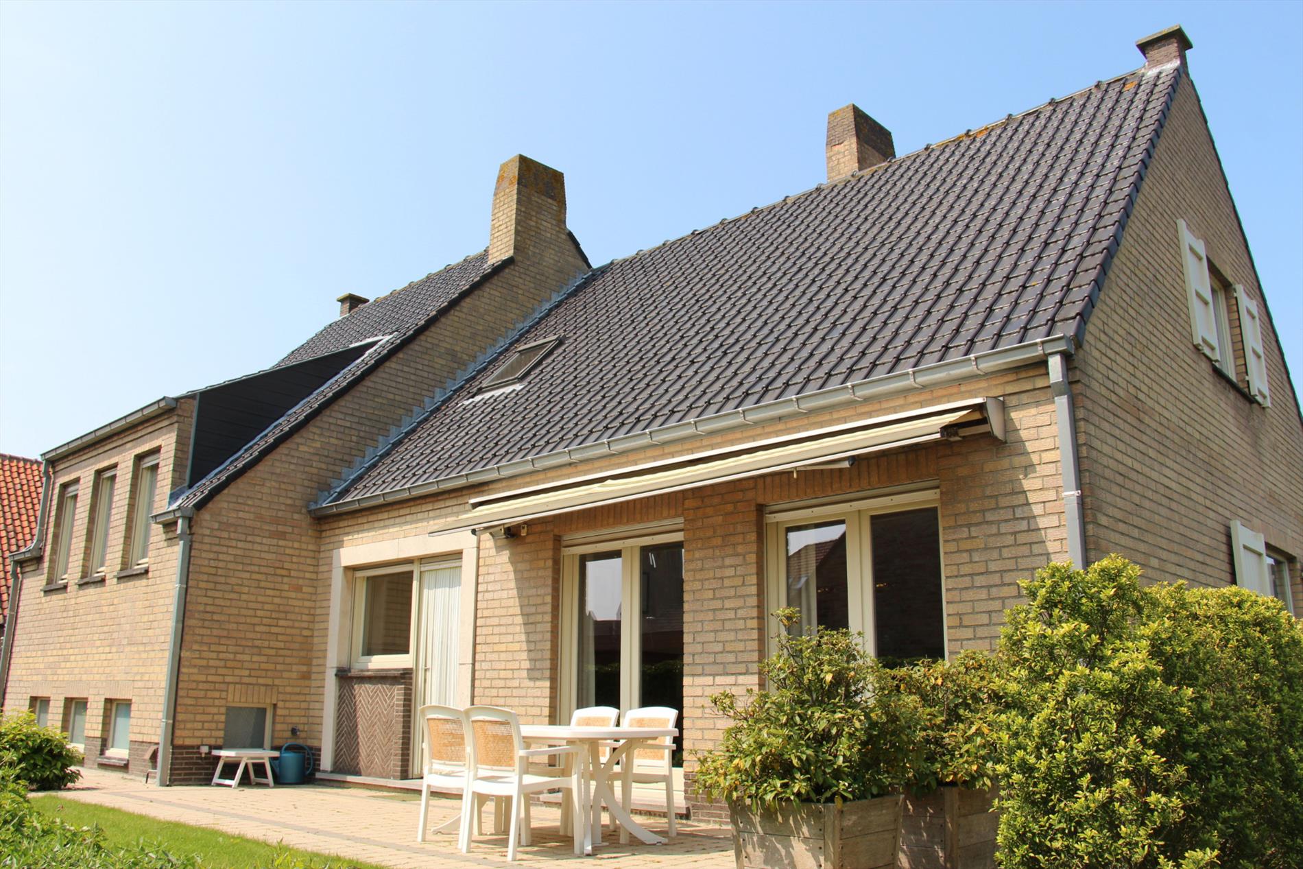 Zeer kwalitatieve villa met zongerichte tuin en grote garage foto 21