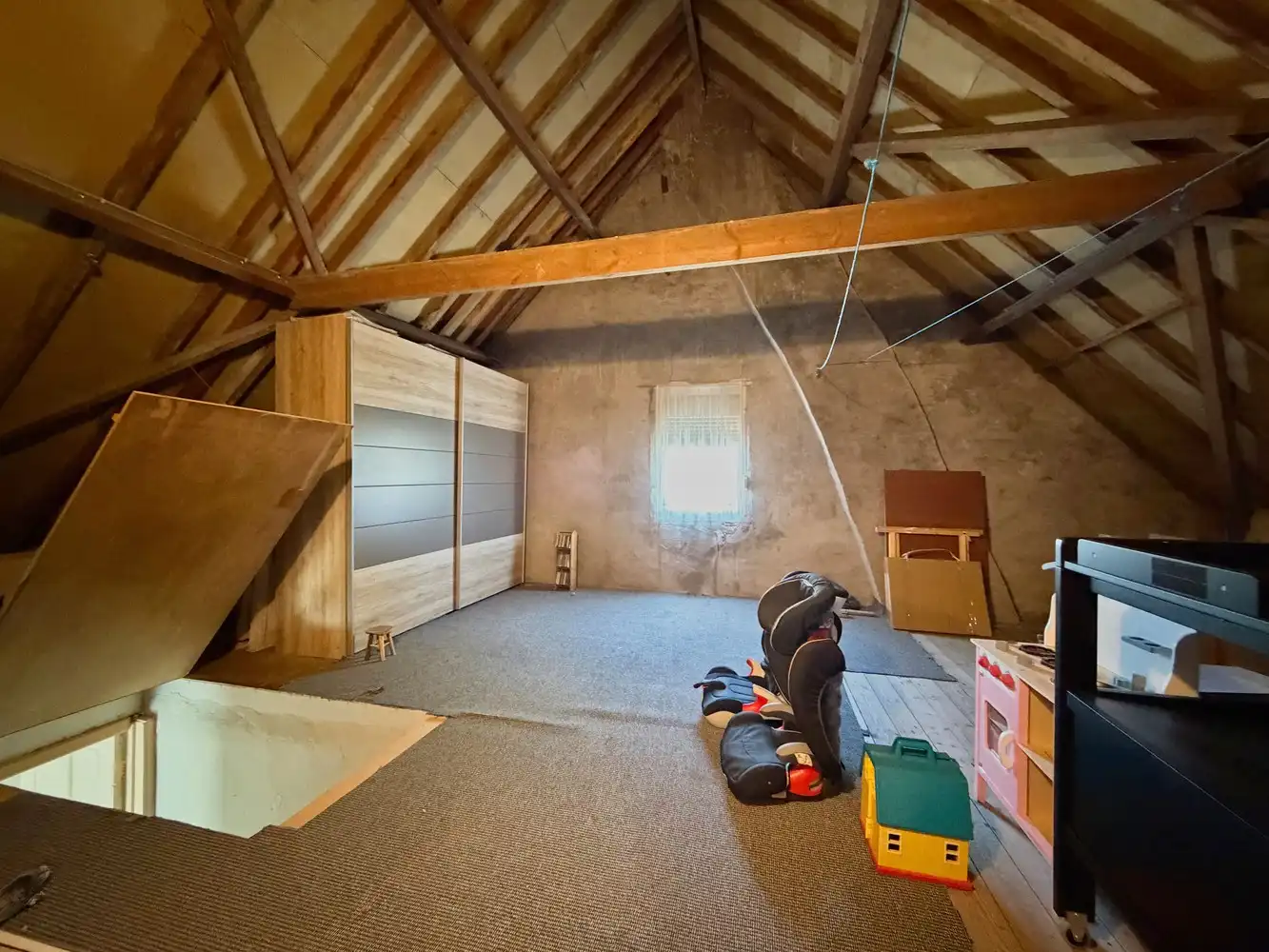 Unieke, landelijke eigendom met weide op 4700m²!!! foto 12