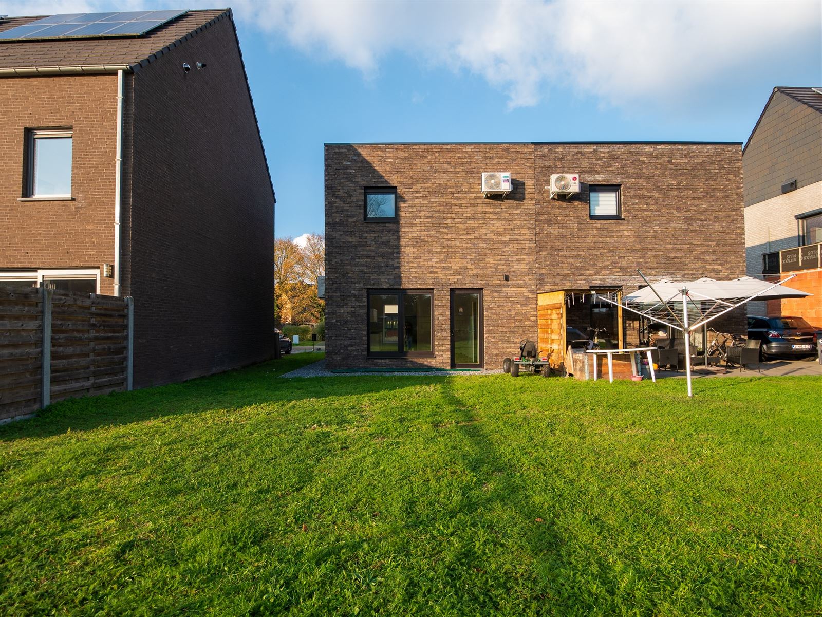 Huis foto 24