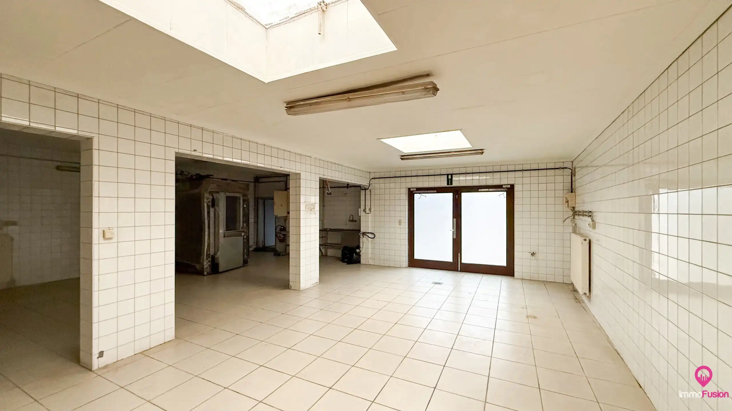 Handelspand met ingerichte bakkerij & appartement Wellen foto 15