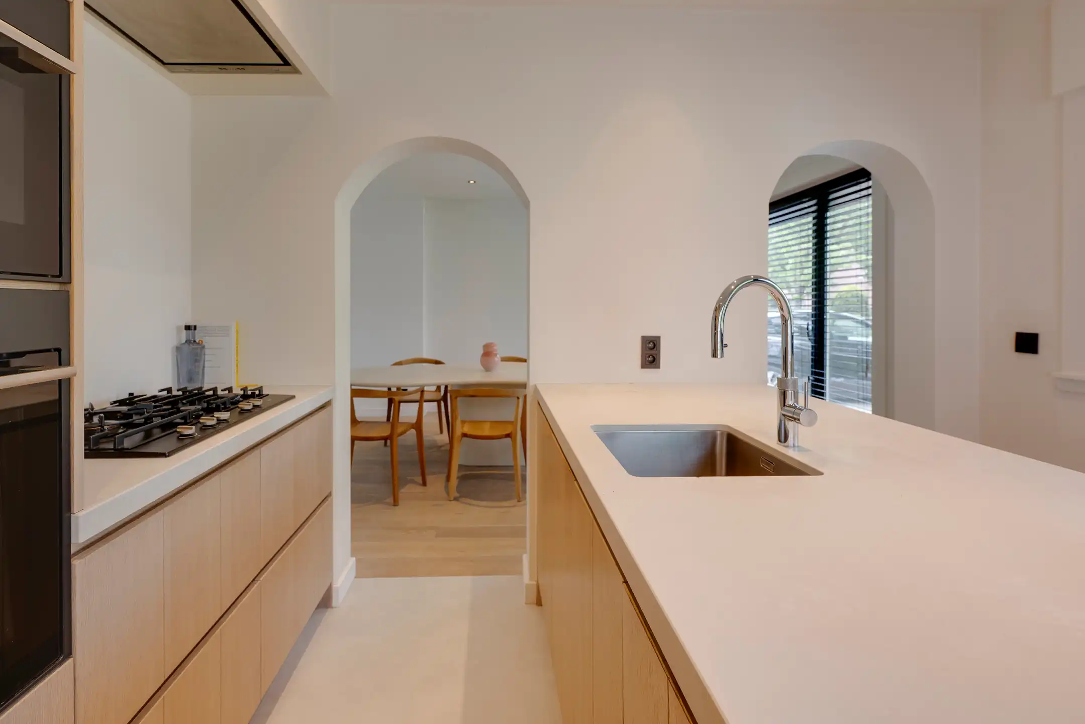 Prachtige rietgedekte villa te koop foto 8