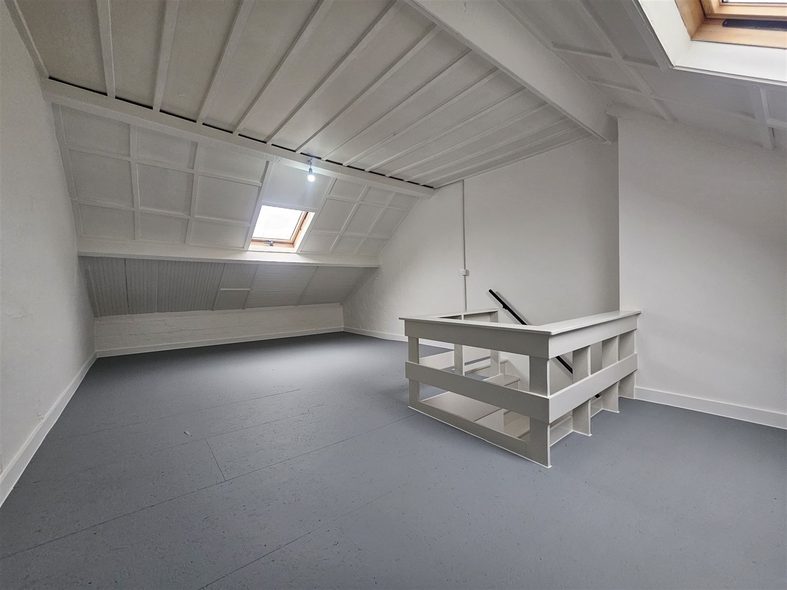 Woning met 3 slpks en tuin. foto 13