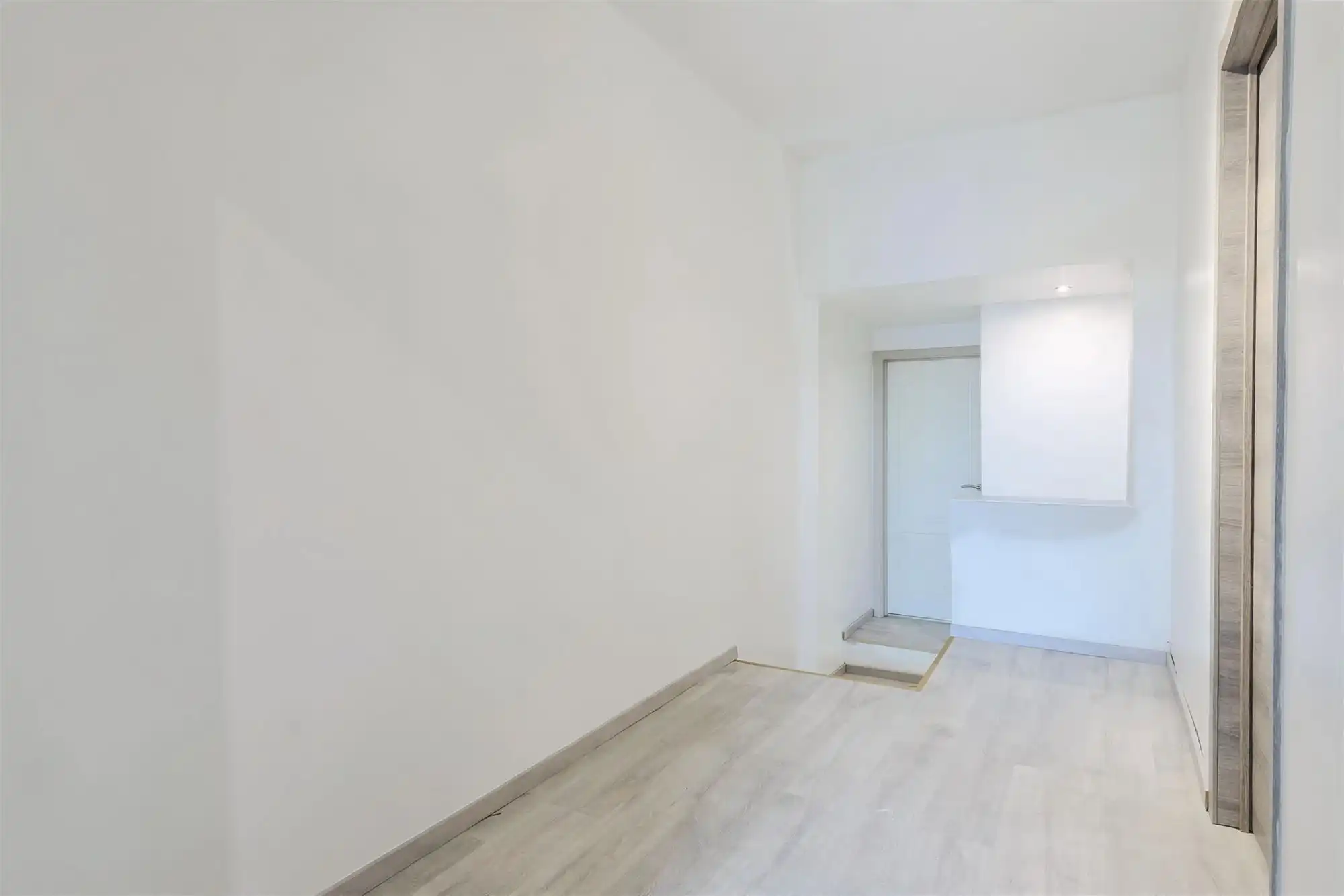 instapklare 3 gevelhuis op 945 m² met 6 slpks en 4 garages foto 18